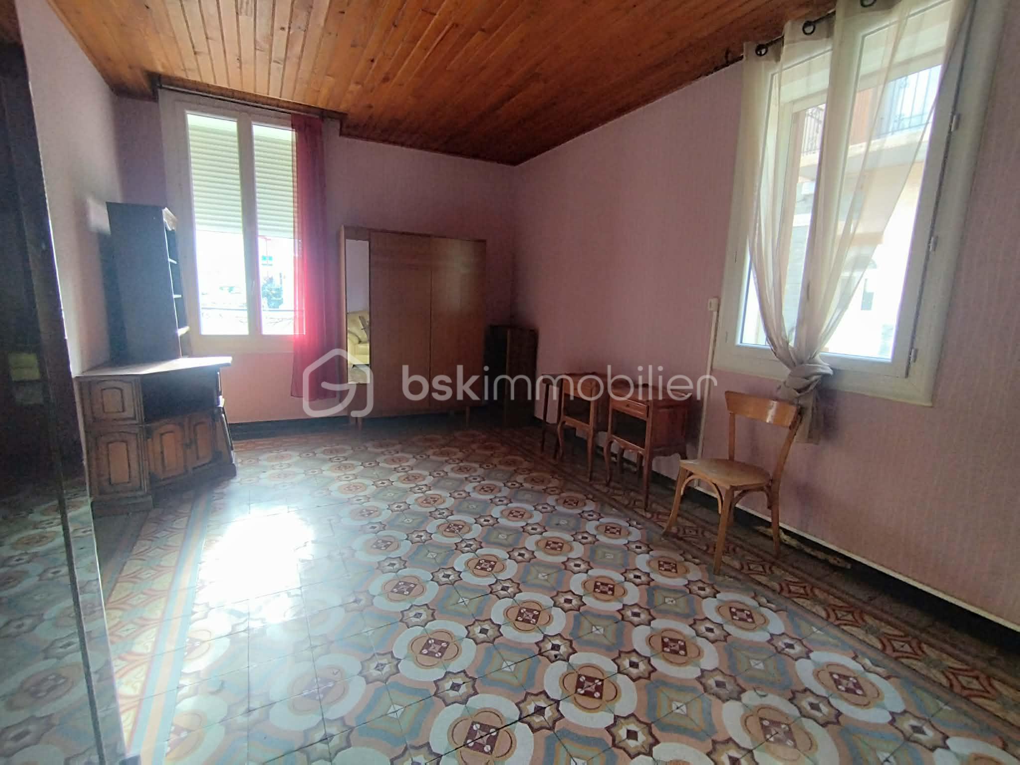 Maison de 300 m² - b4b9147f-609e-4946-9894-a6f80b1b99c9.jpg