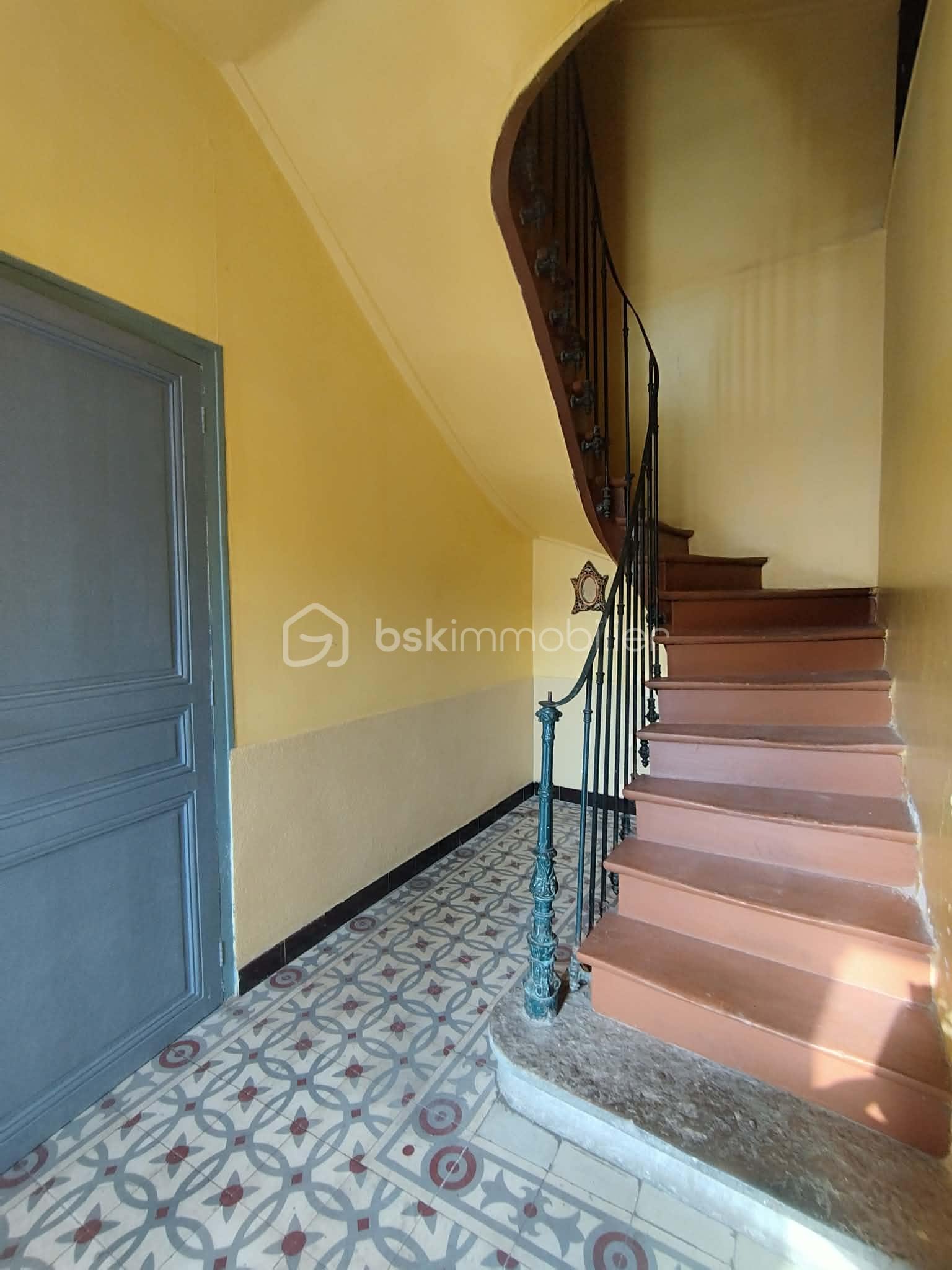 Maison de 300 m² - 69ea48f1-e03e-4afa-833e-69ae06ac9617.jpg