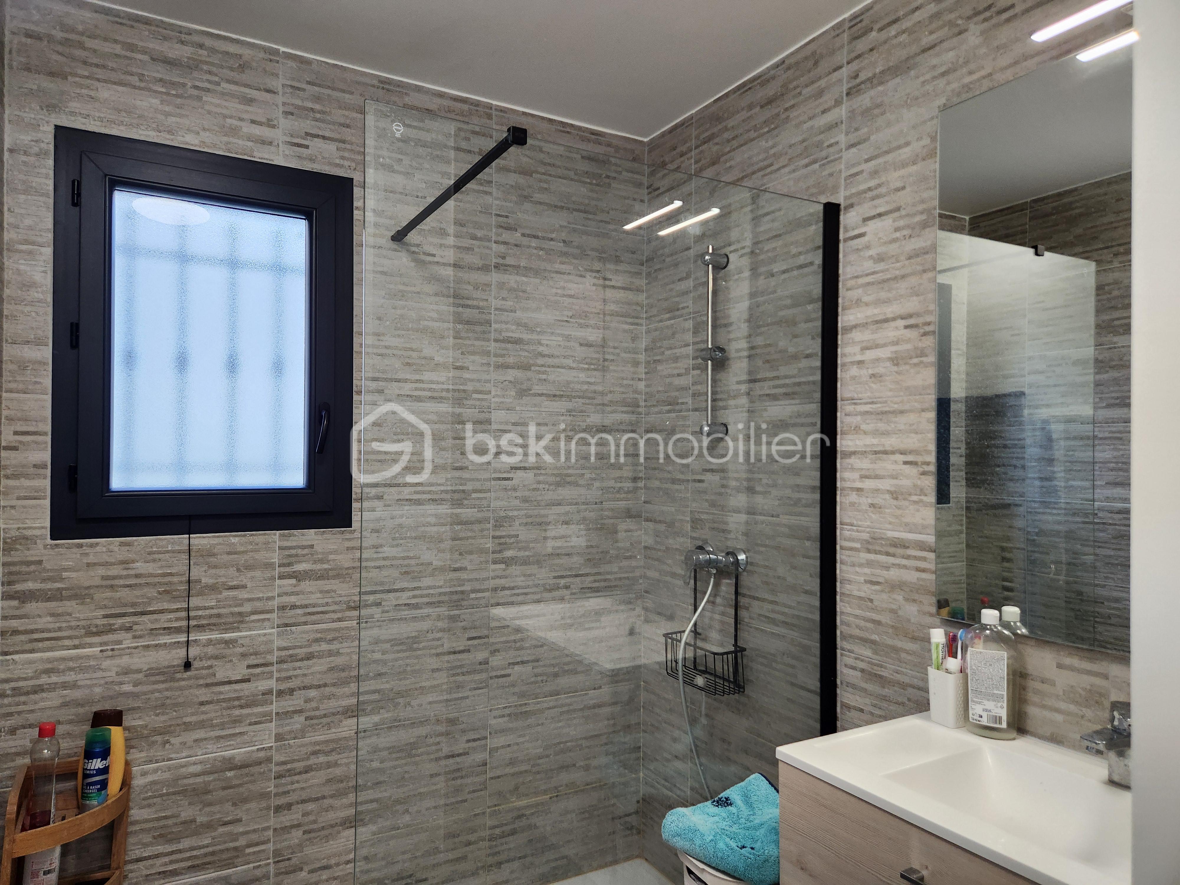 Maison contemporaine de 175 m² - 20251113_143508.jpg