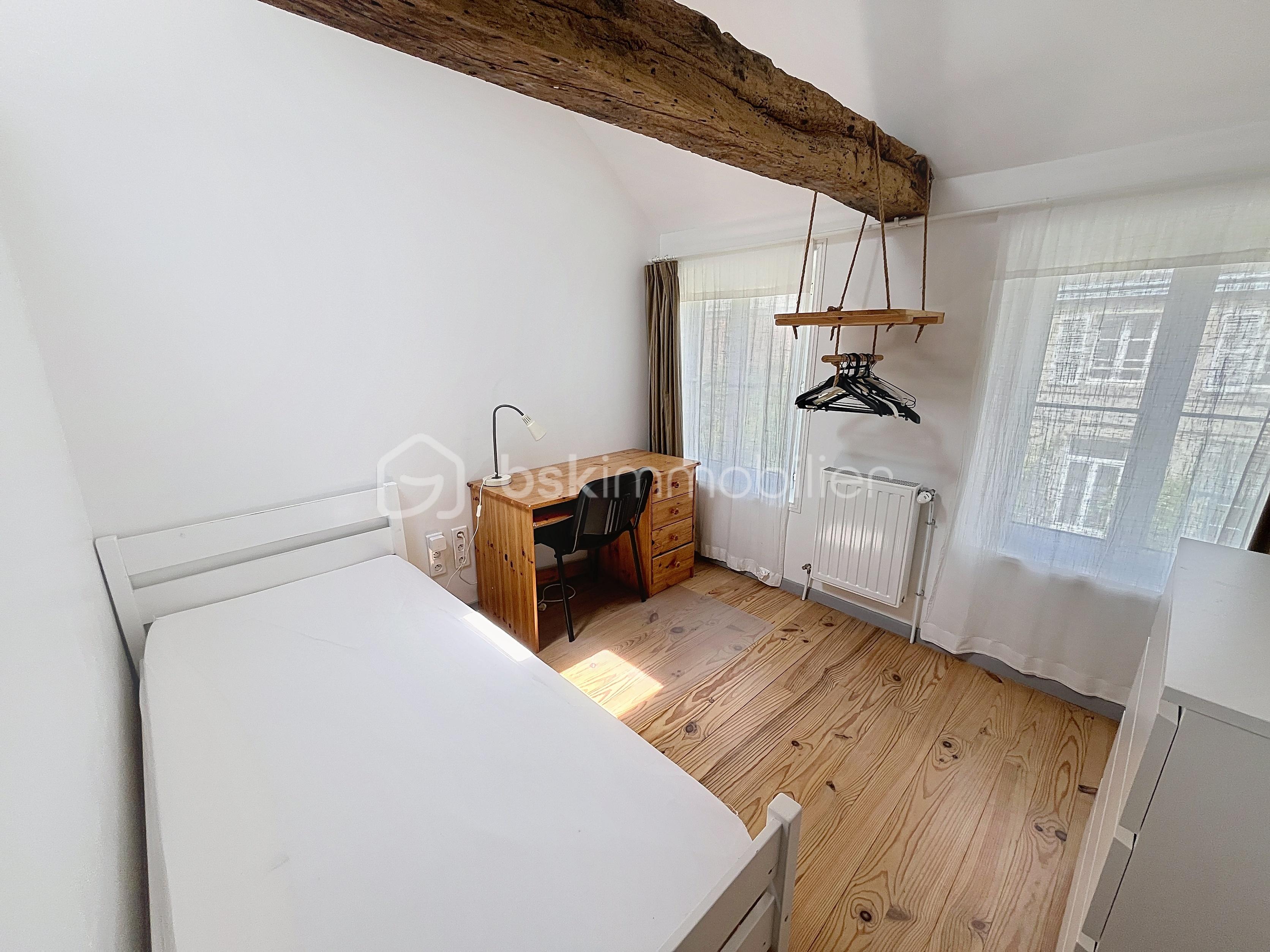 Maison de ville de 416 m² - du-tertre_00104.jpg