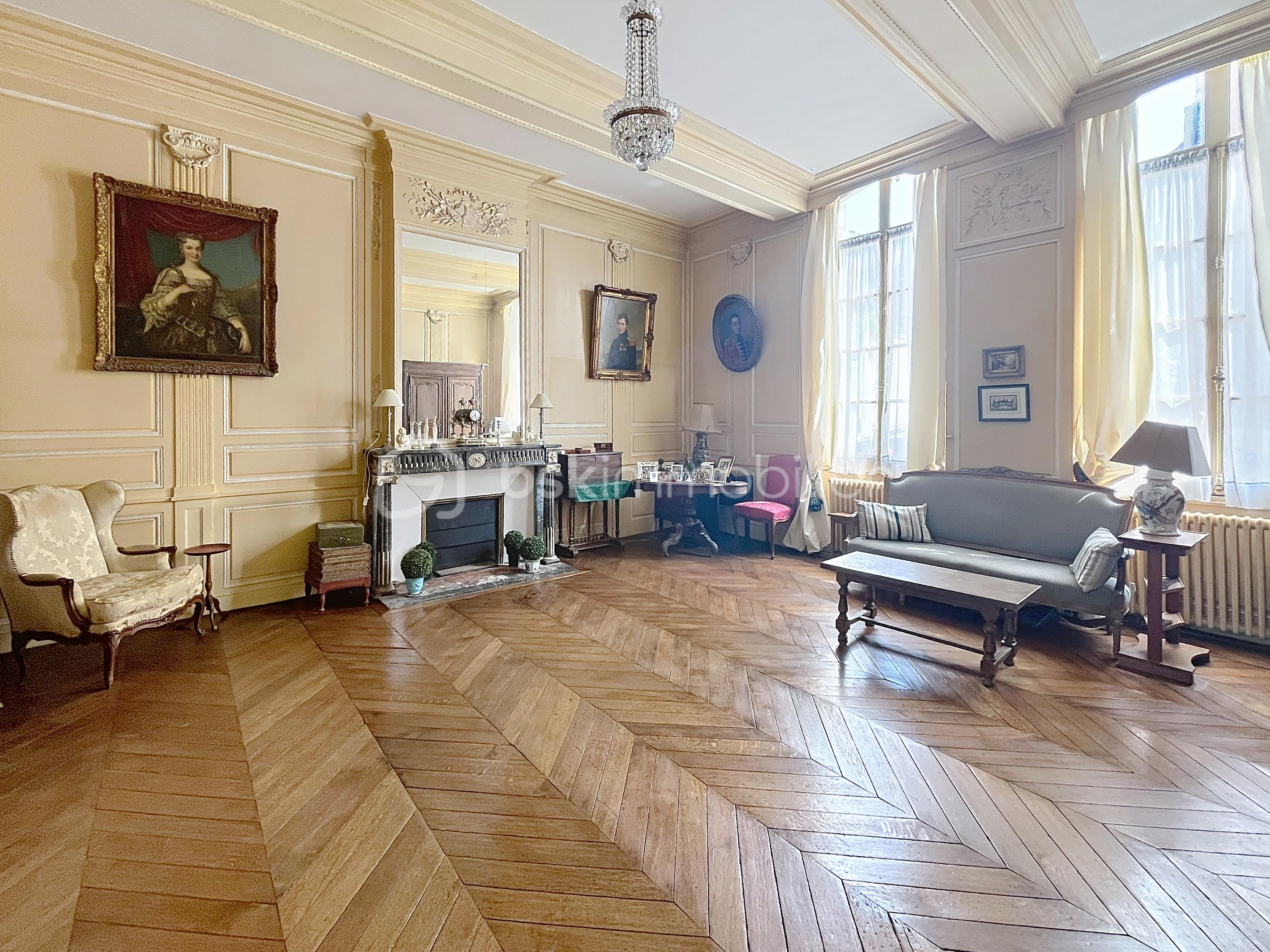 Maison de ville de 416 m² - du-tertre_00010.jpg