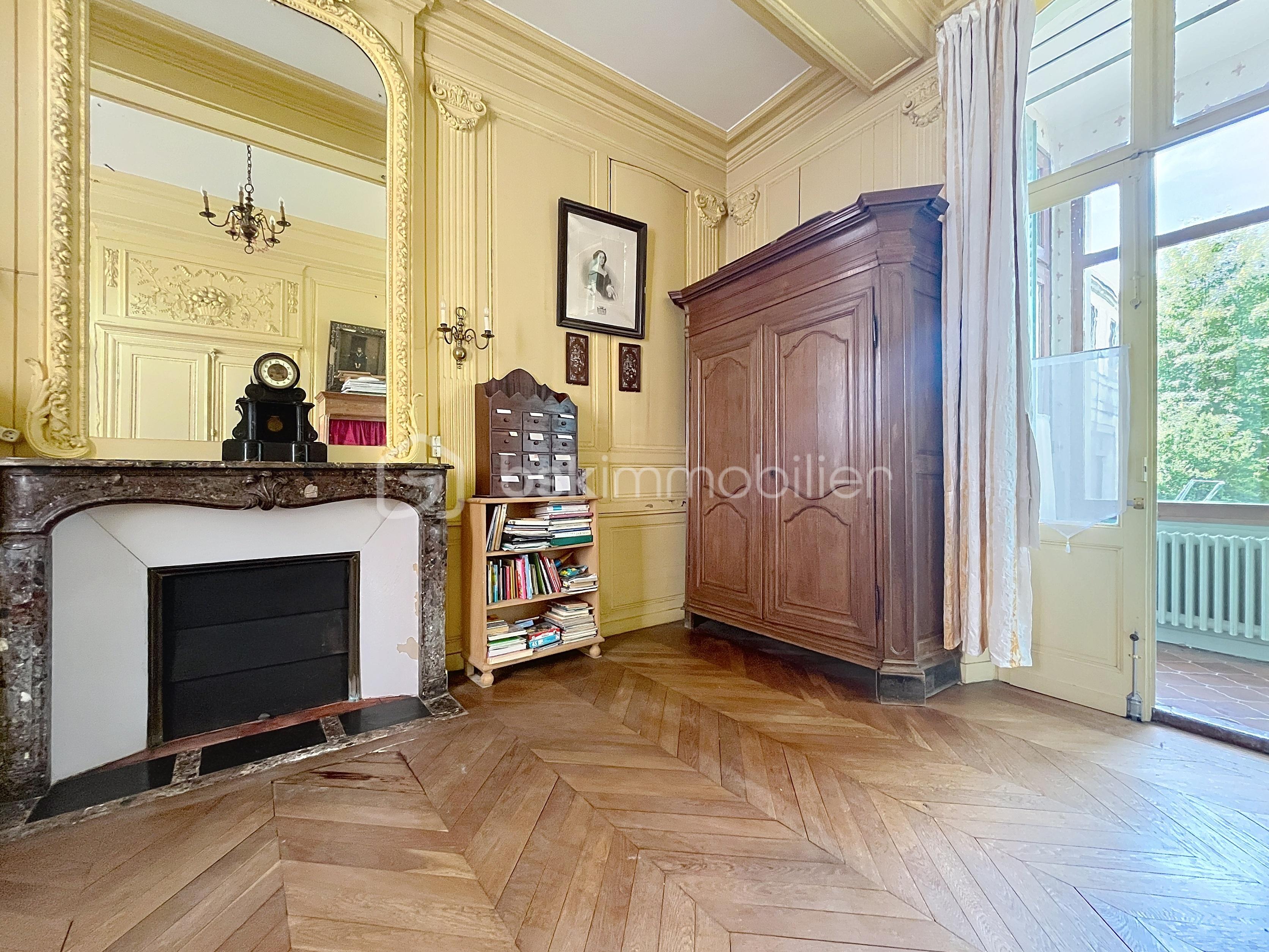 Maison de ville de 416 m² - du-tertre_00011.jpg