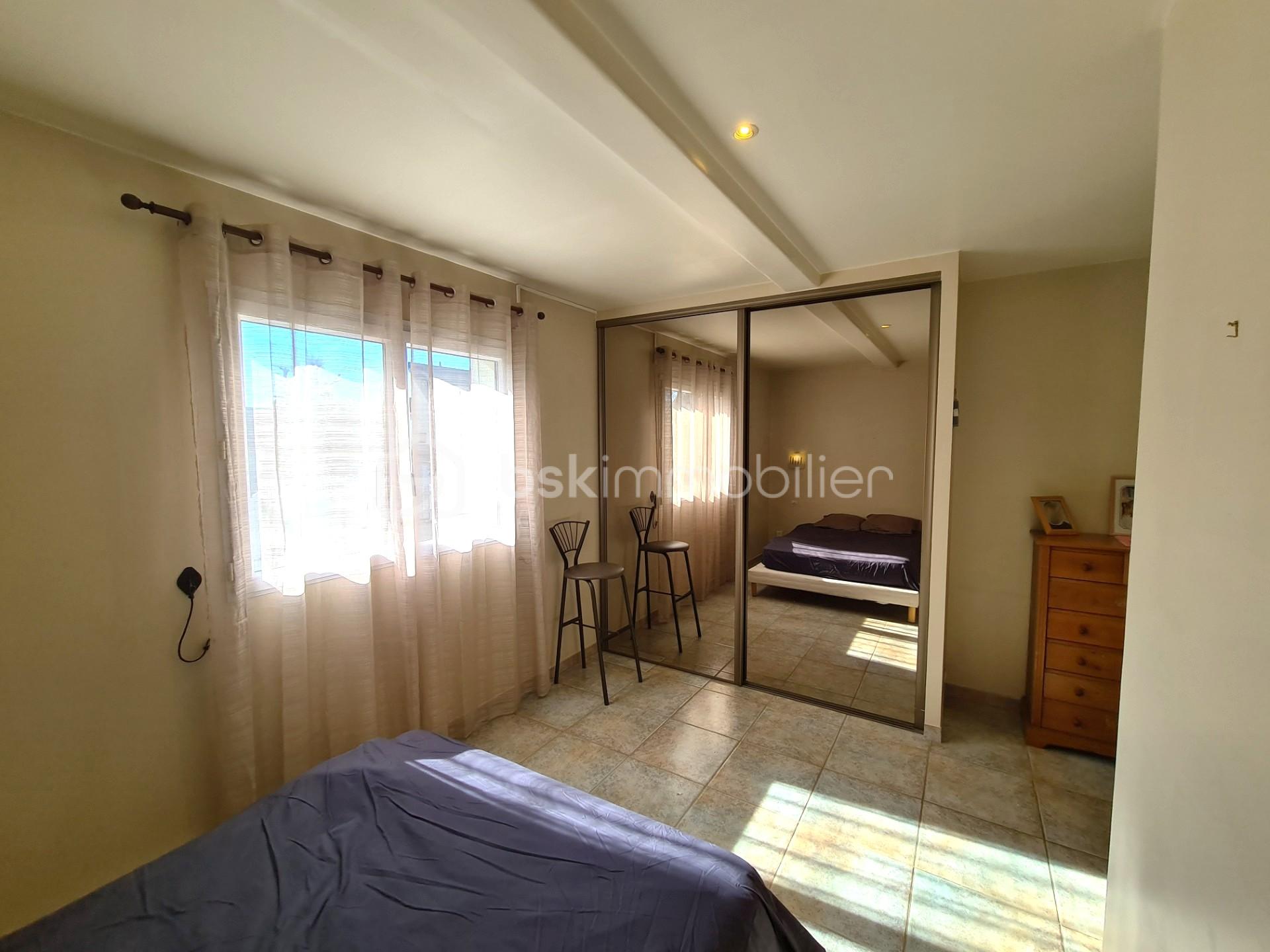 Maison de 125 m² - CHAMBRE BAS 2.jpg