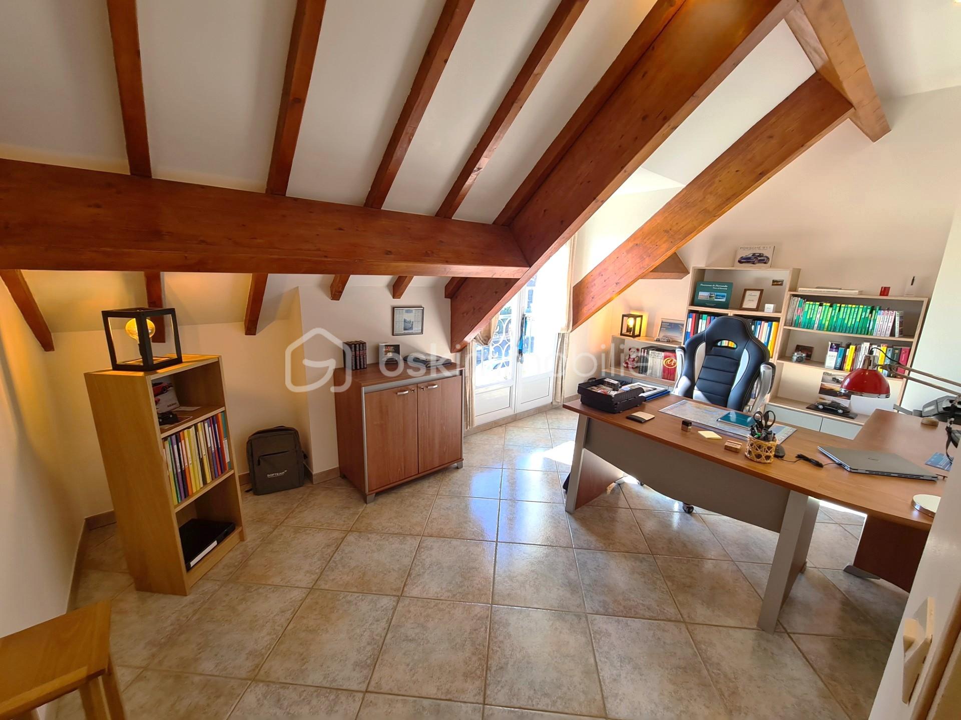 Maison de 125 m² - CHAMBRE 2B LEA BUREAU.jpg