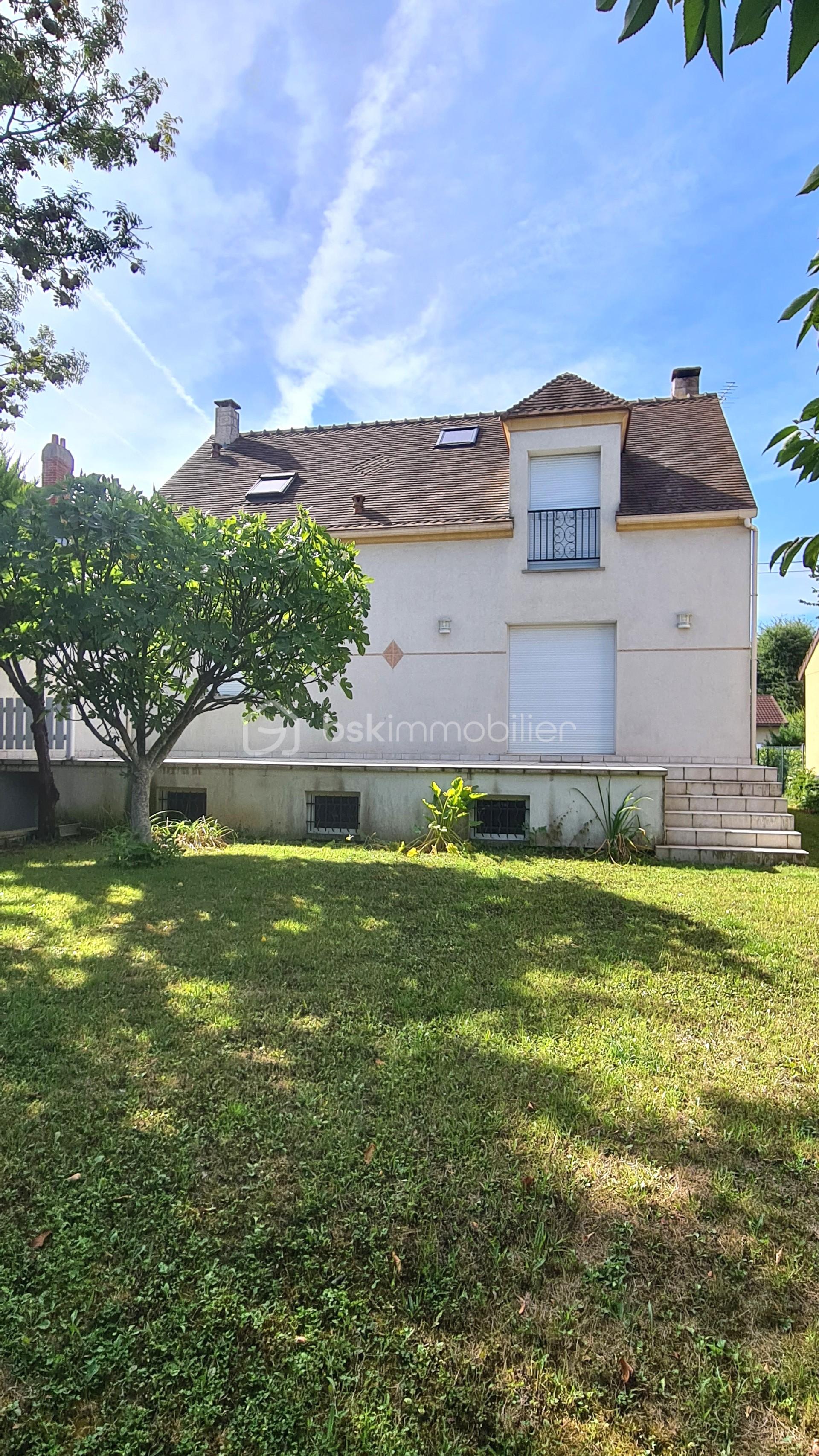 Maison de 125 m² - EXT JARDIN 1.jpg