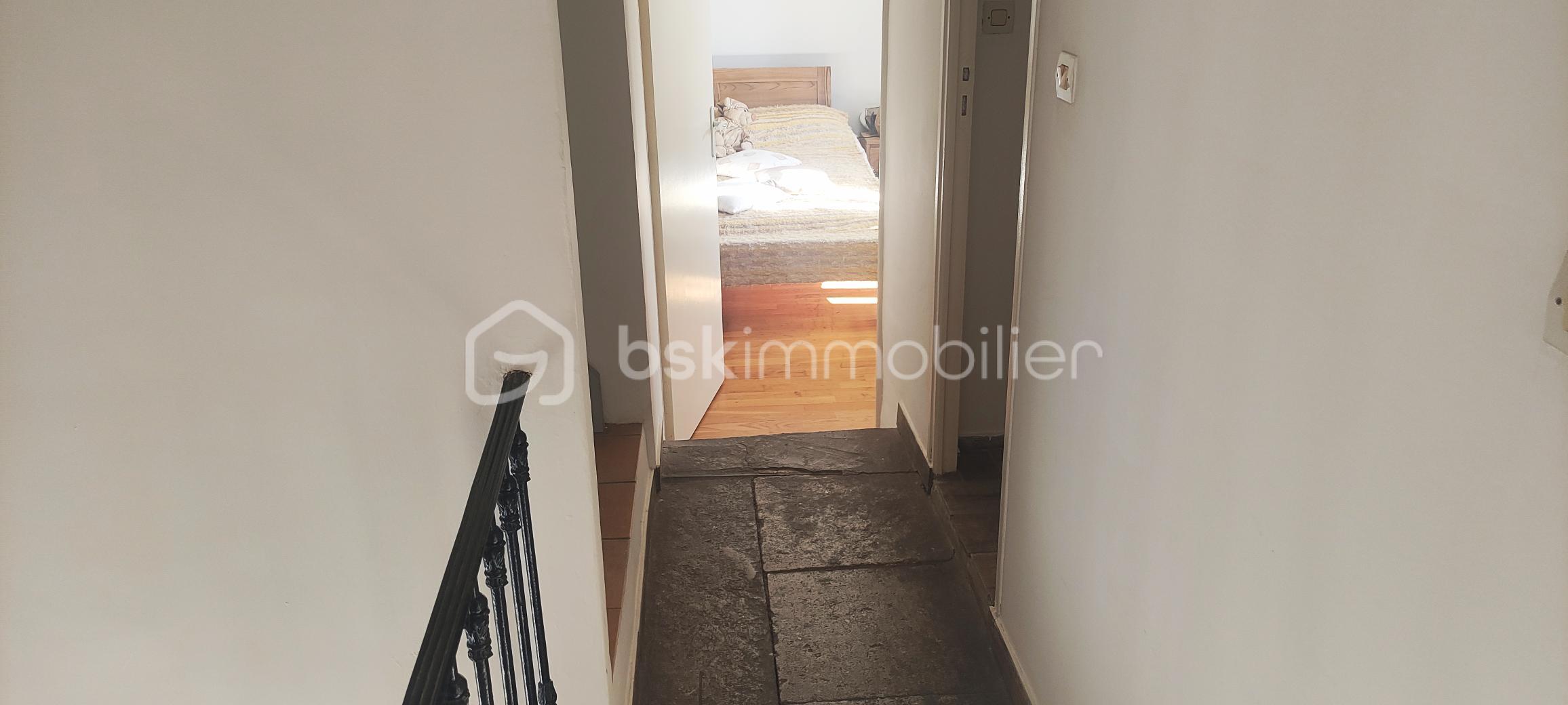 Maison de 75 m² - couloir.jpg