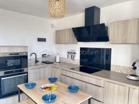 Appartement de 61 m² - jean baptiste cuisine avec bols.jpg