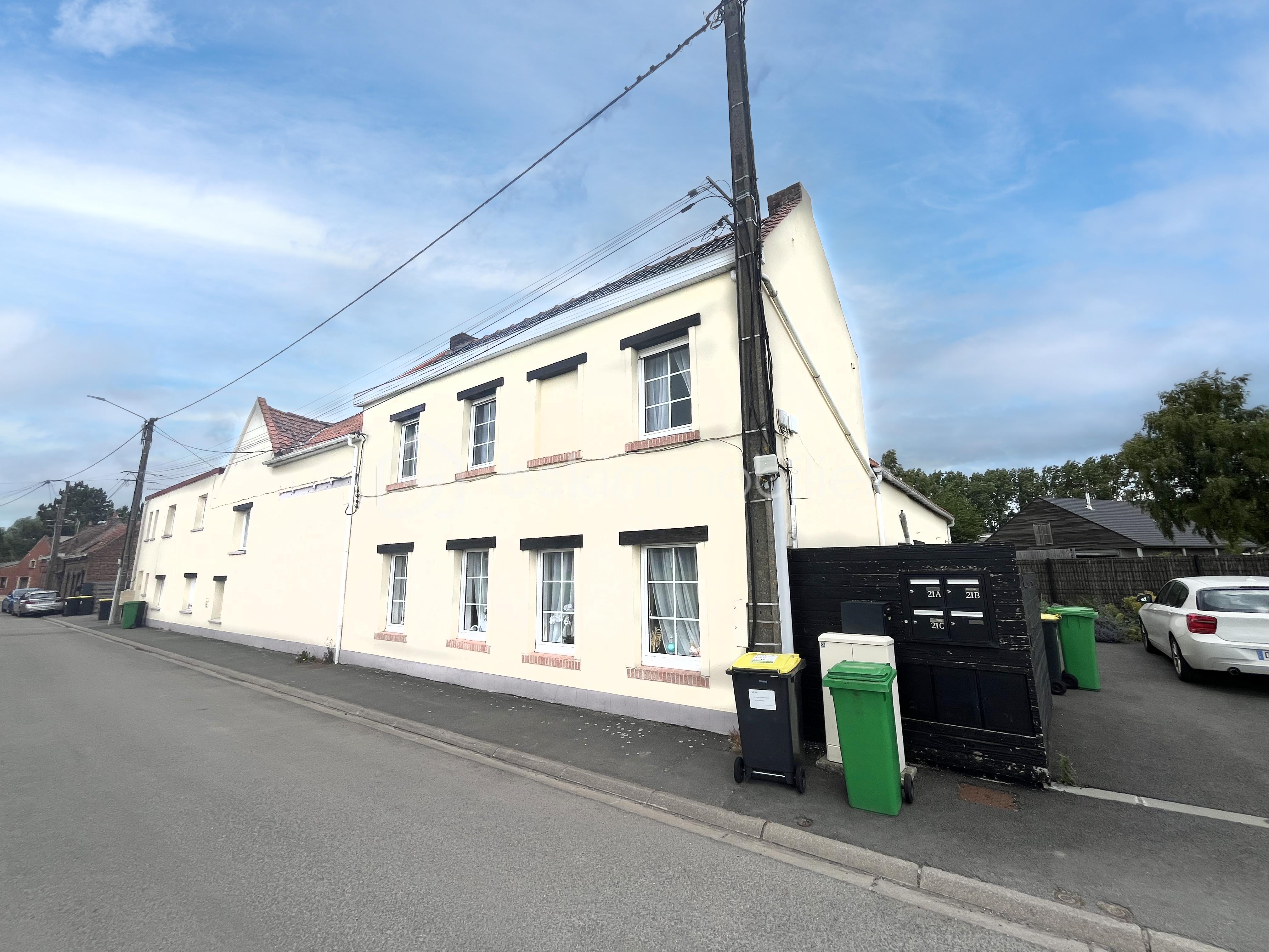 Corps de ferme de 136 m² - Ennevelin Façade.jpg