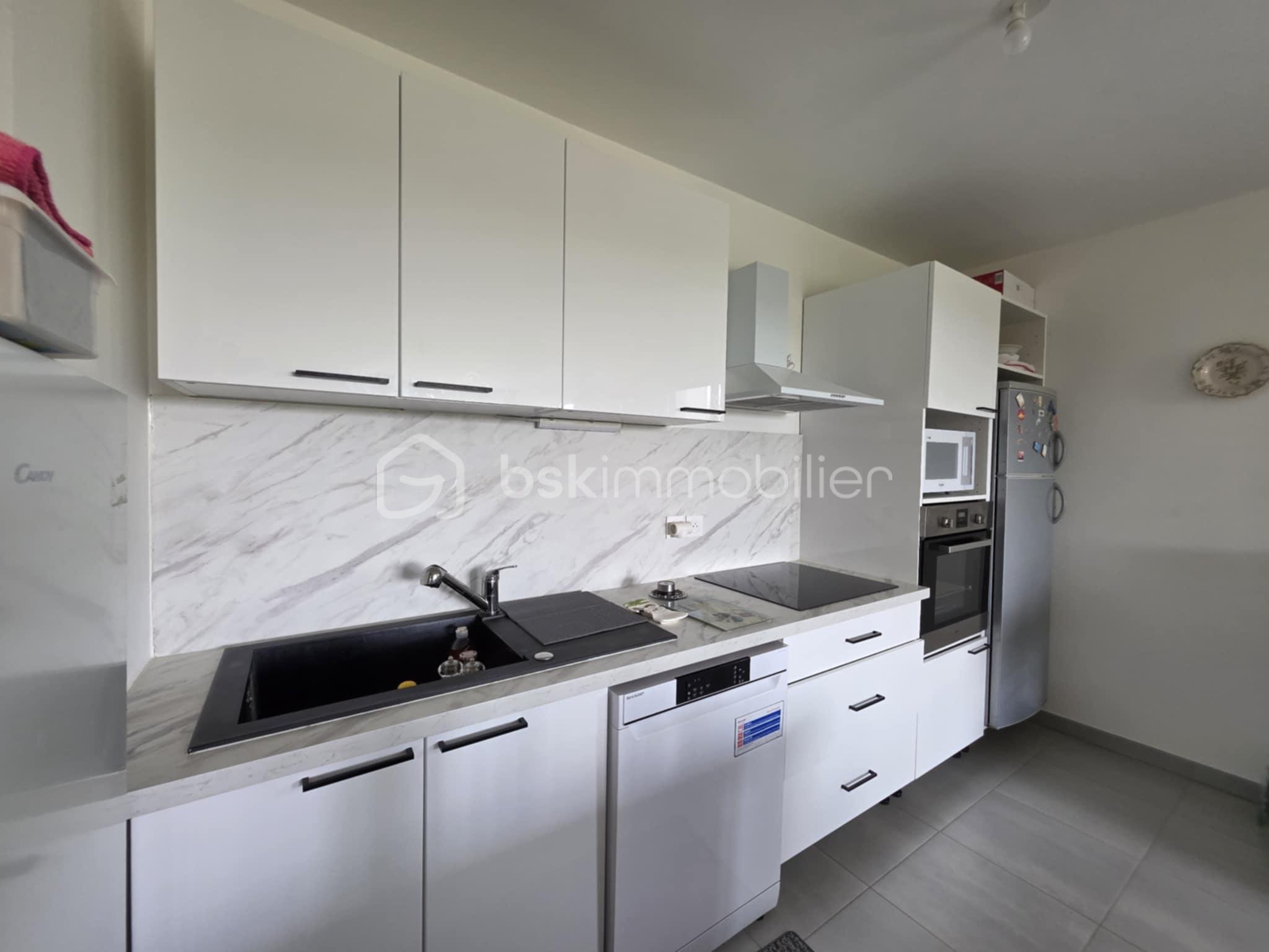 Appartement de 70 m² - 8831012c-fa3d-4209-8a57-1311e31095d2.jpeg