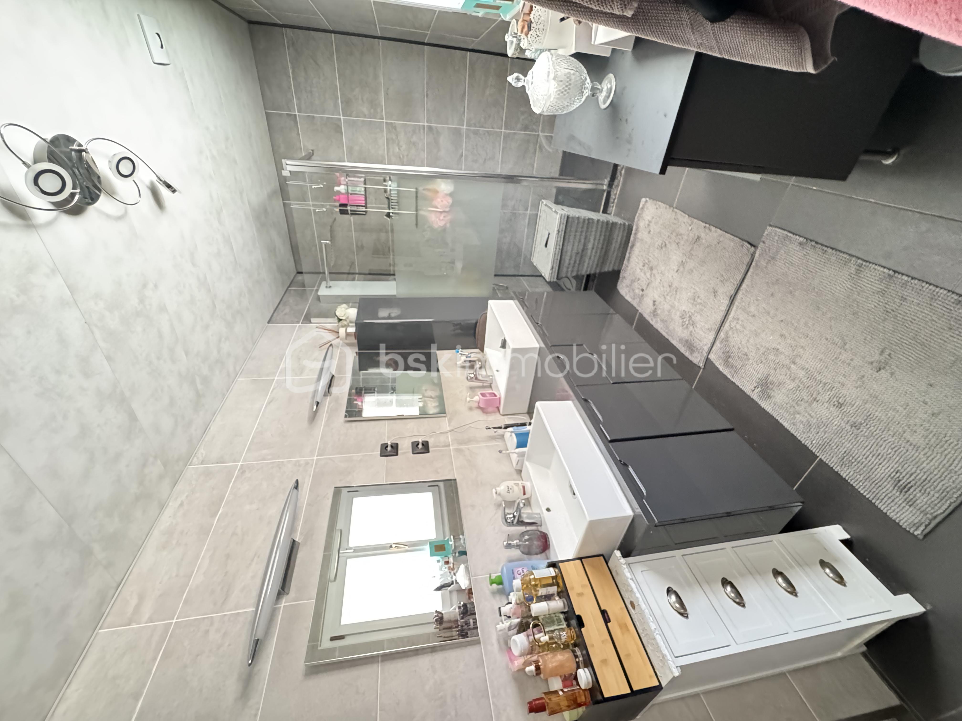 Maison de 185 m² - tempImagefYaBBm.png