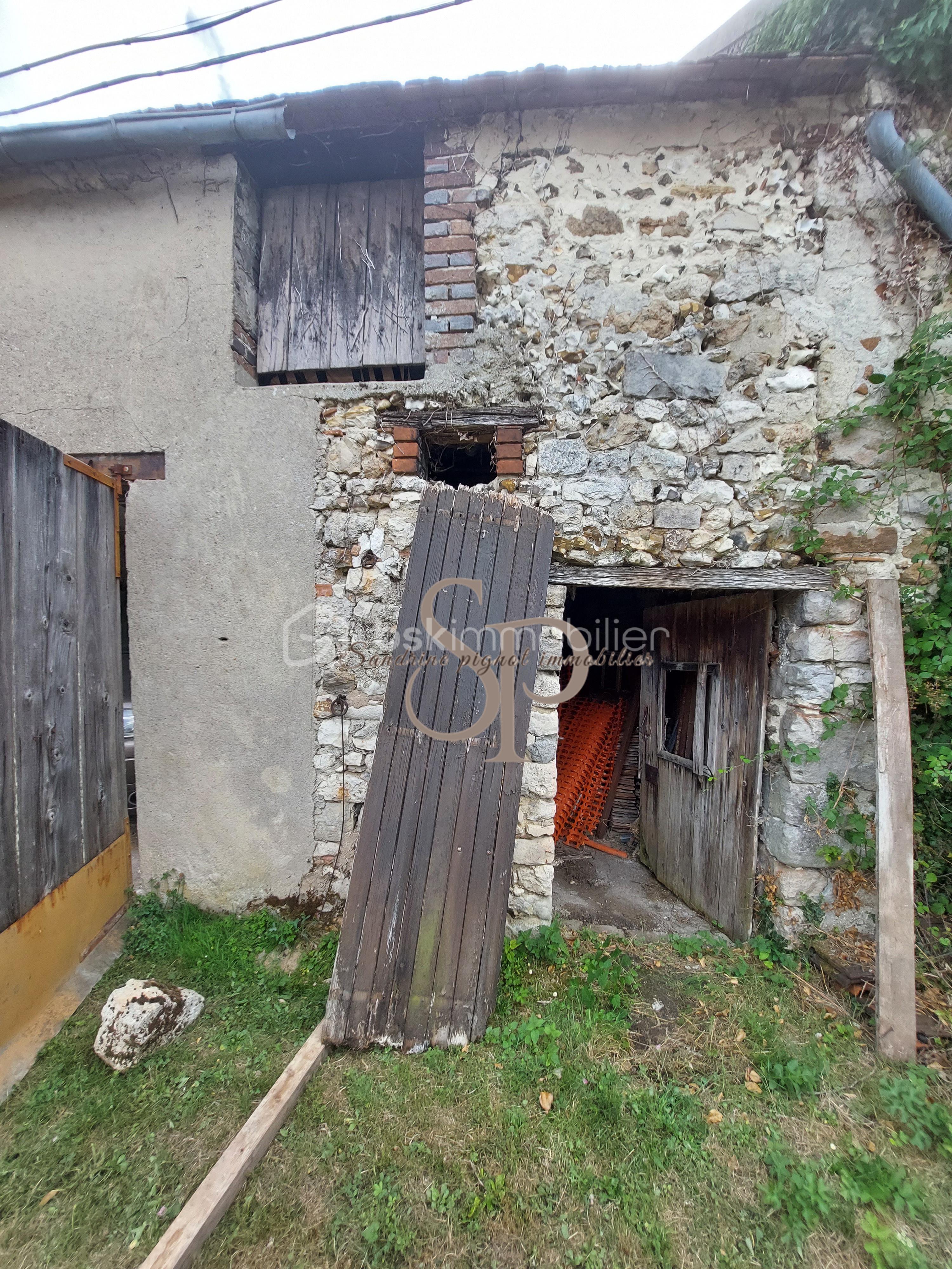 Grange de 150 m² - villebeon-grange-et-terrain-loisirs_00007.jpeg