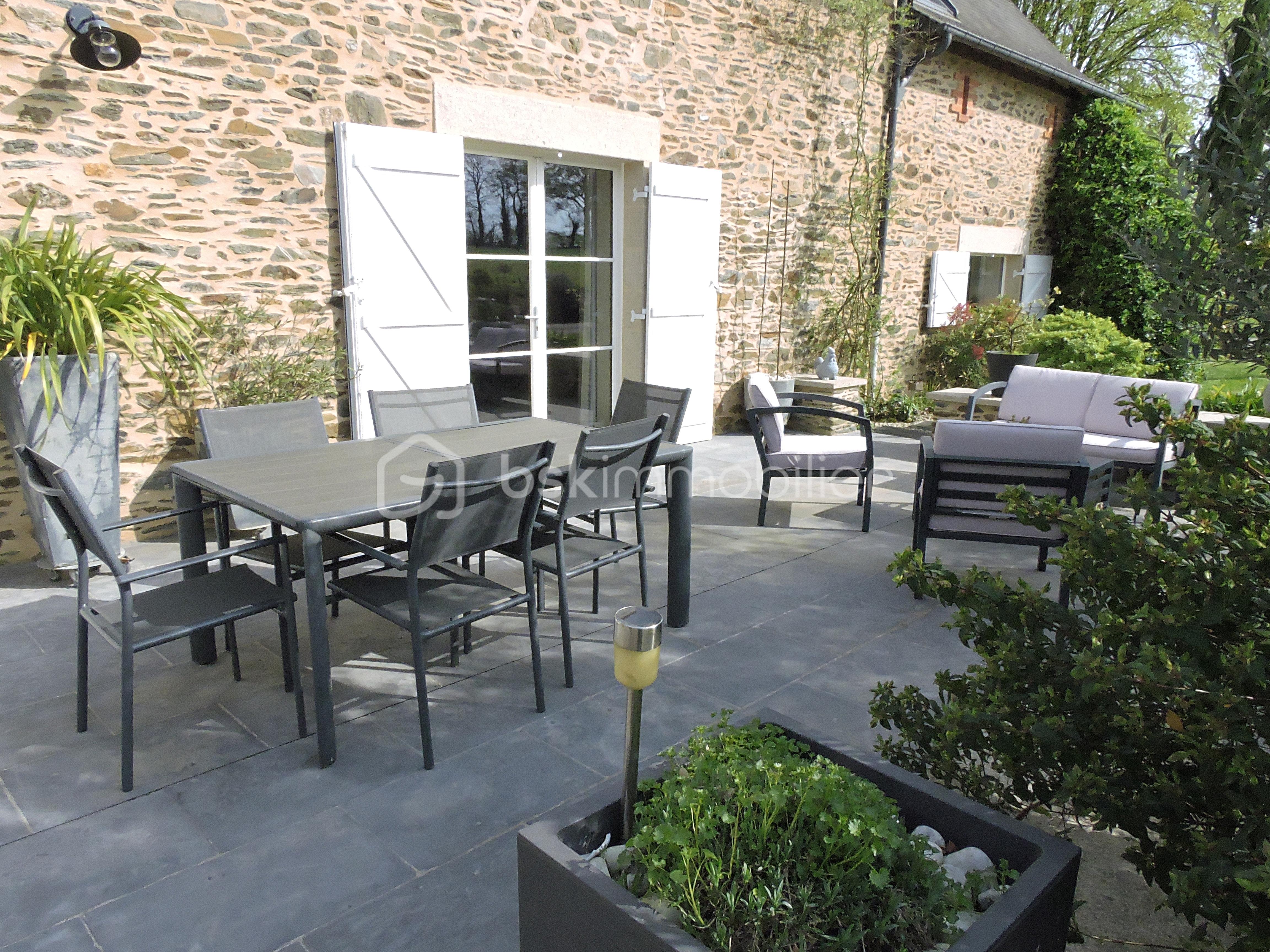 Maison de 269 m² - ok terrasse.JPG