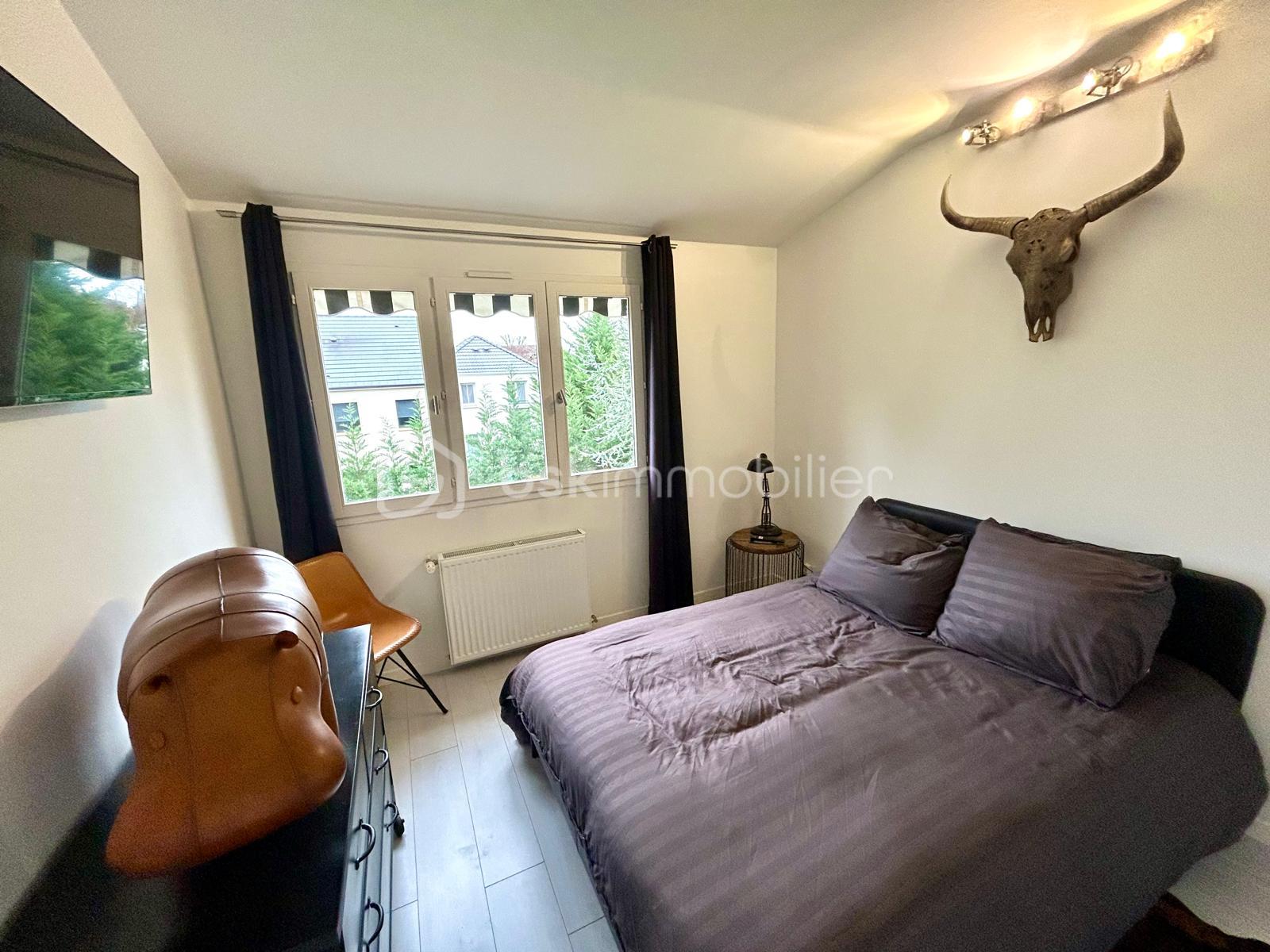 Demeure de 251,13 m² - chambre 2.jpg