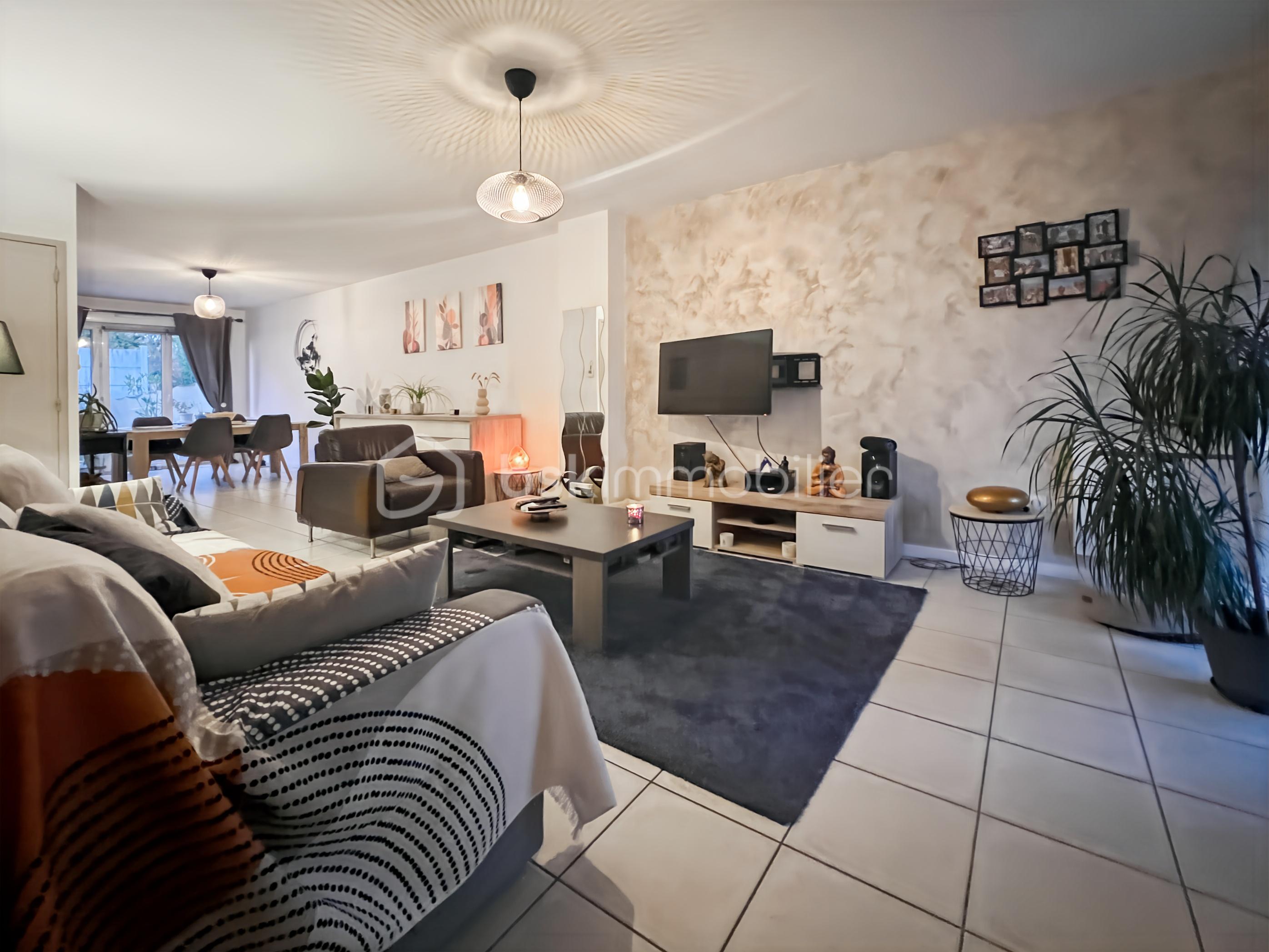 Pavillon de 80 m² - IMG_6251_0bf3.jpg