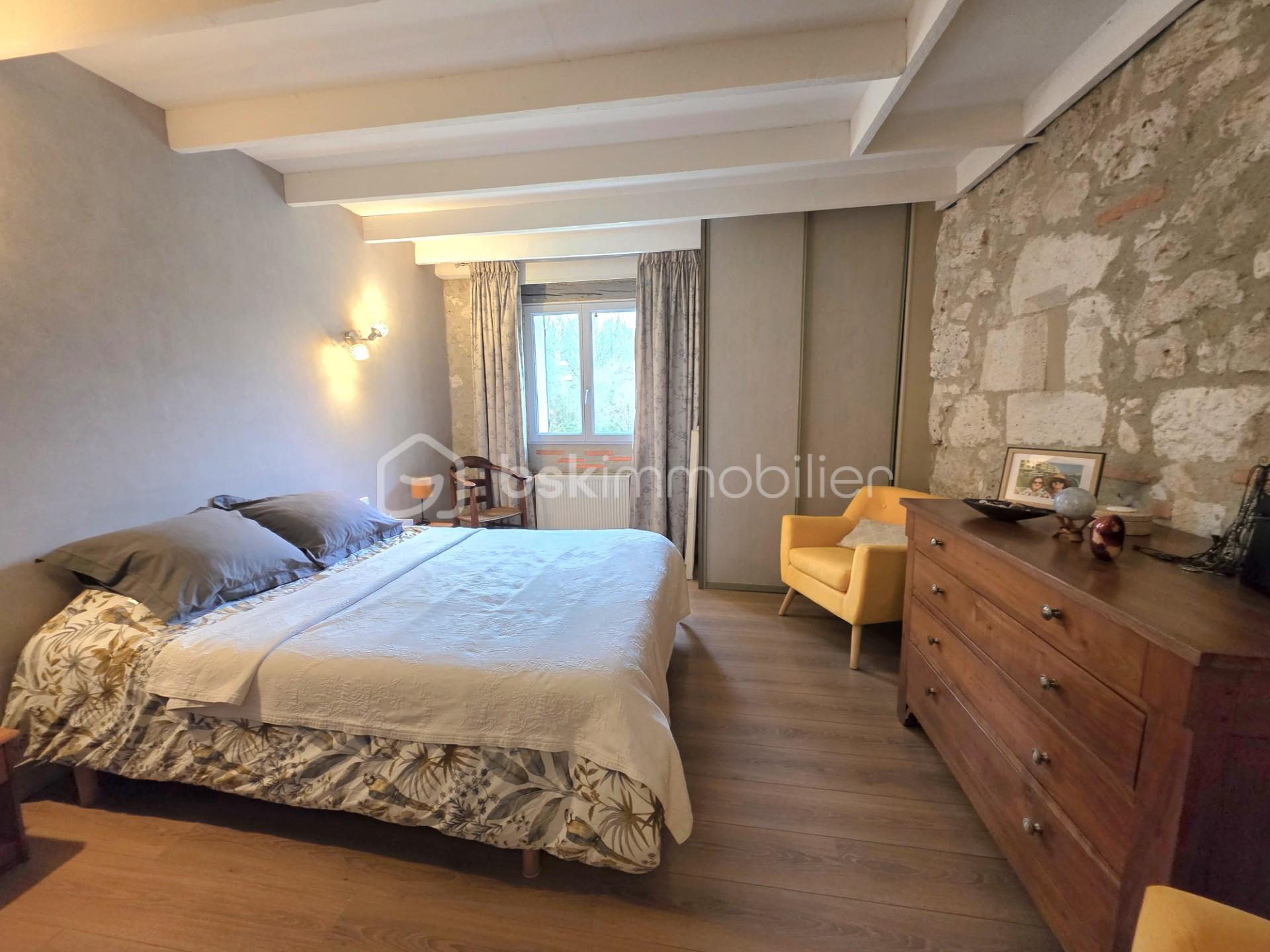 Maison de 223 m² - thumbnail_20251219_144047.jpg