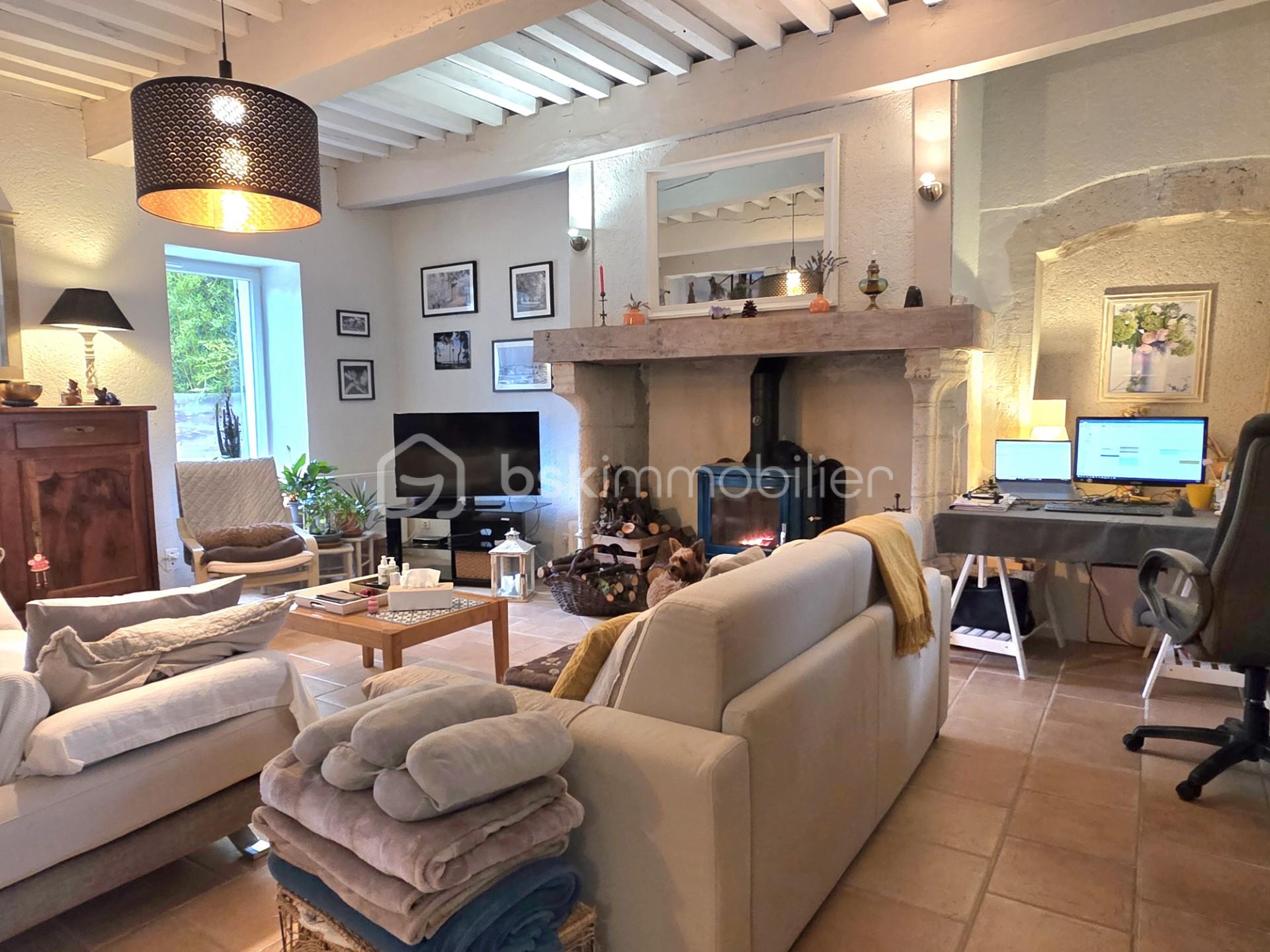 Maison de 223 m² - thumbnail_20251219_143002.jpg