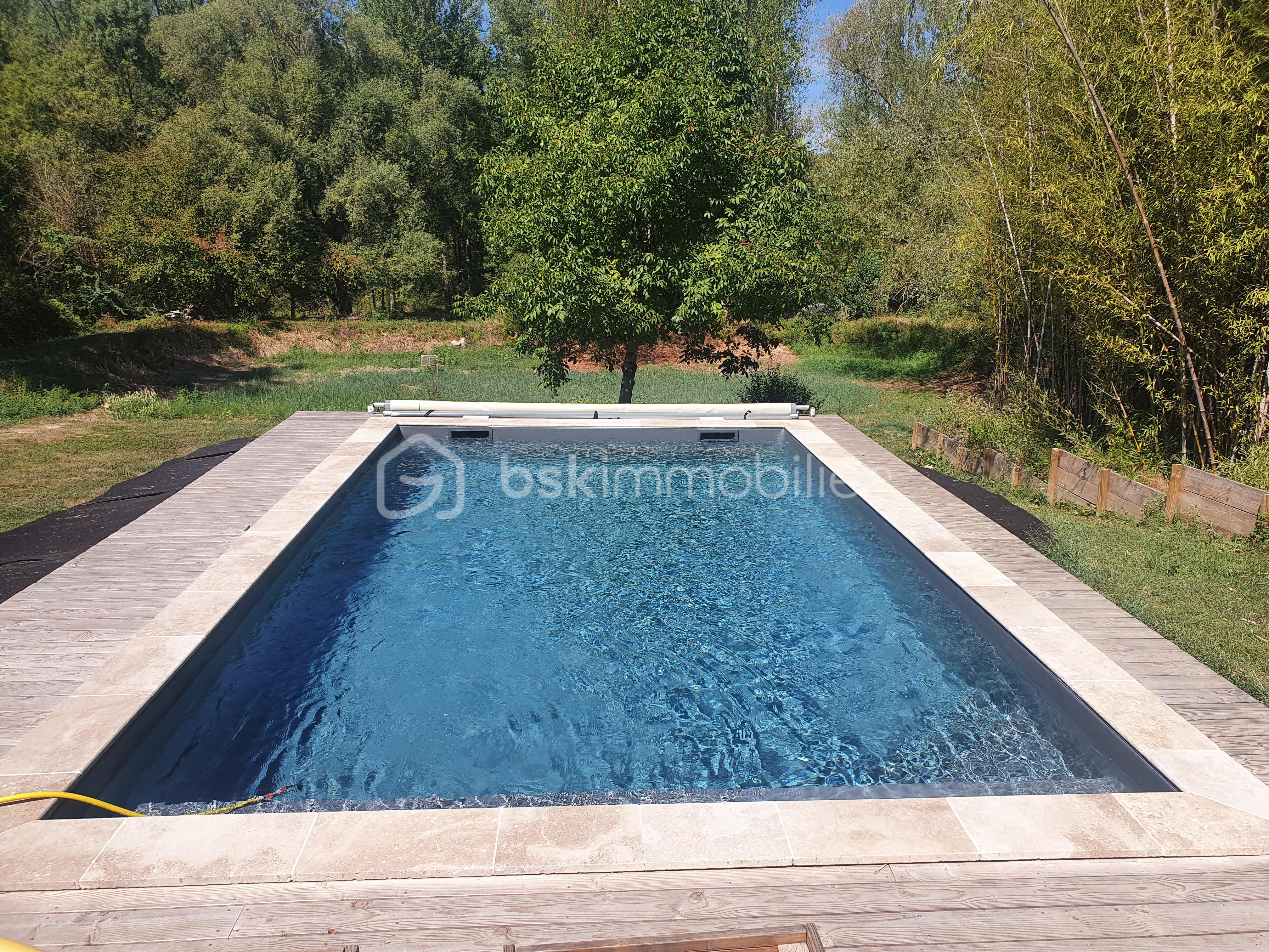 Maison de 223 m² - 20220828_142633.jpg