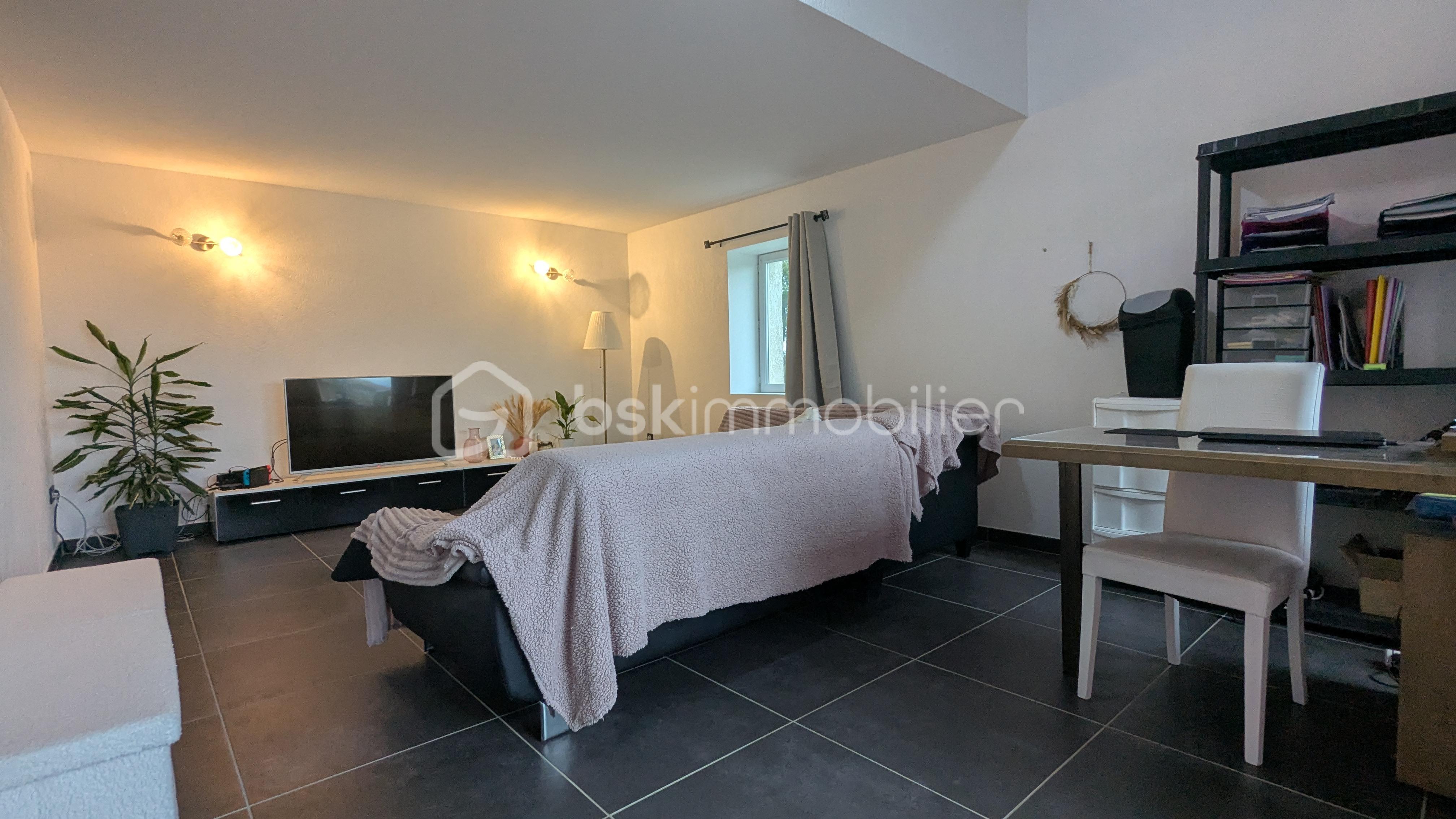 Corps de ferme de 242 m² - PXL_20251009_162016310.jpg