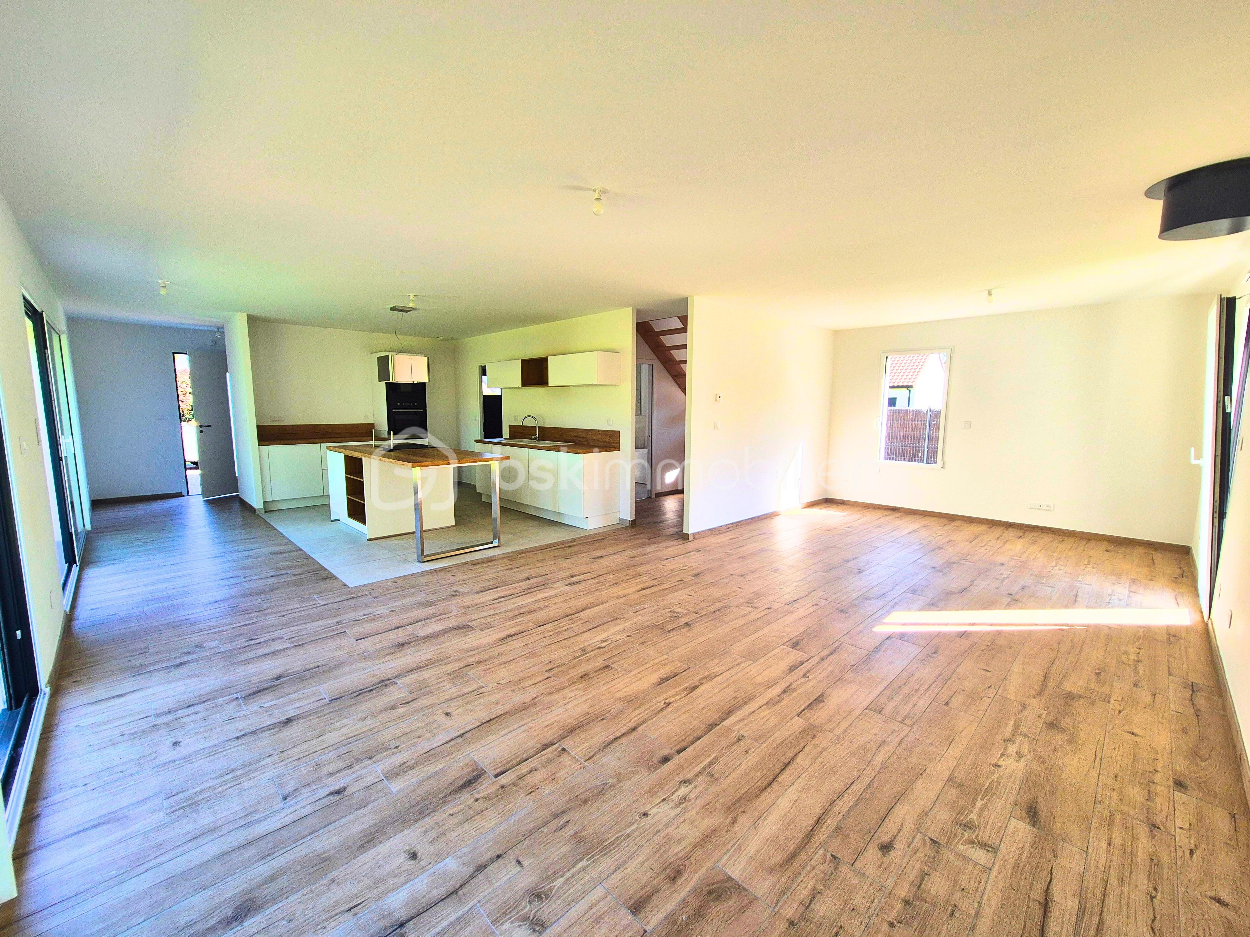 Maison contemporaine de 120 m² - 45247042-45e2-474a-b76e-80ed93425181_20250712_164527_0000.jpg