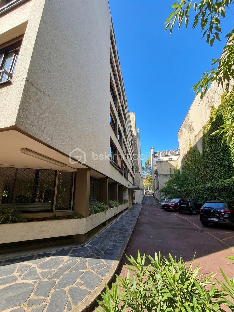 Studio-36m2-boulevard-arago-paris-14-cour.jpeg