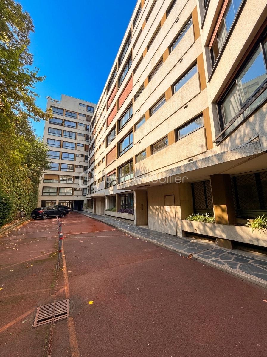 Studio-36m2-boulevard-arago-paris-14-cour-1.jpeg