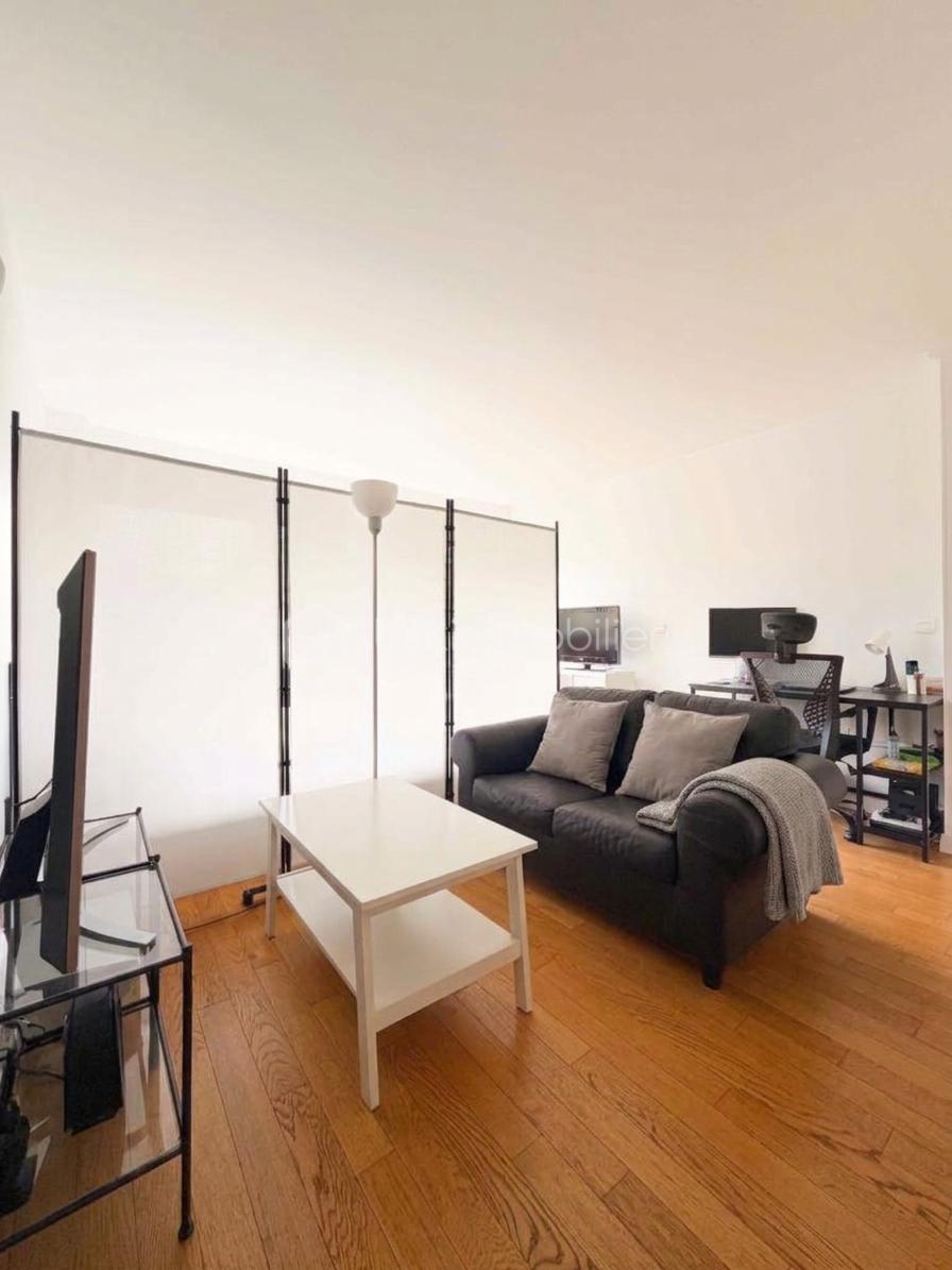 studio_36m2_bd_arago_paris_14eme_salon.jpeg