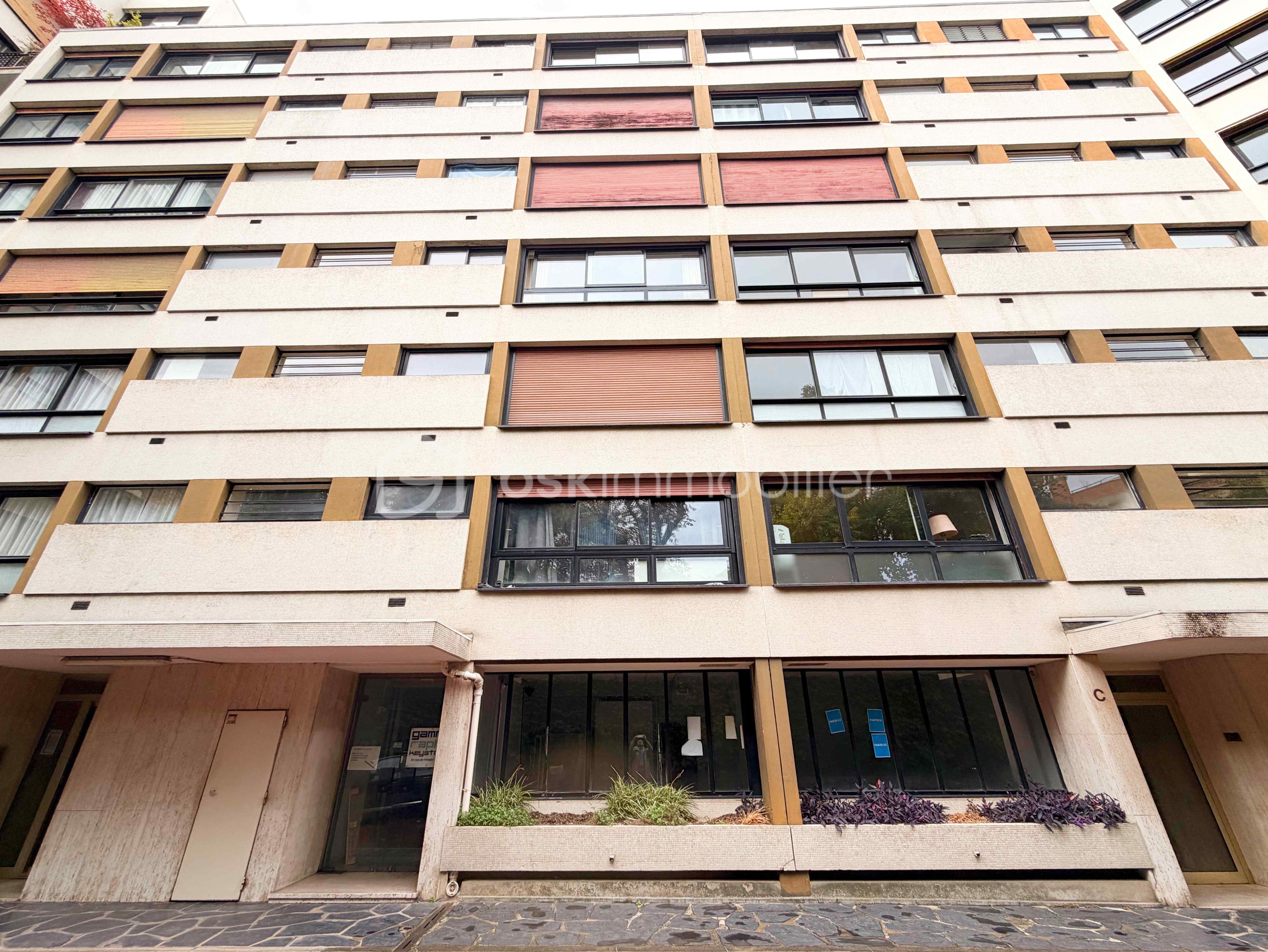 Studio-36m2-boulevard-arago-paris-14-immeuble.jpg