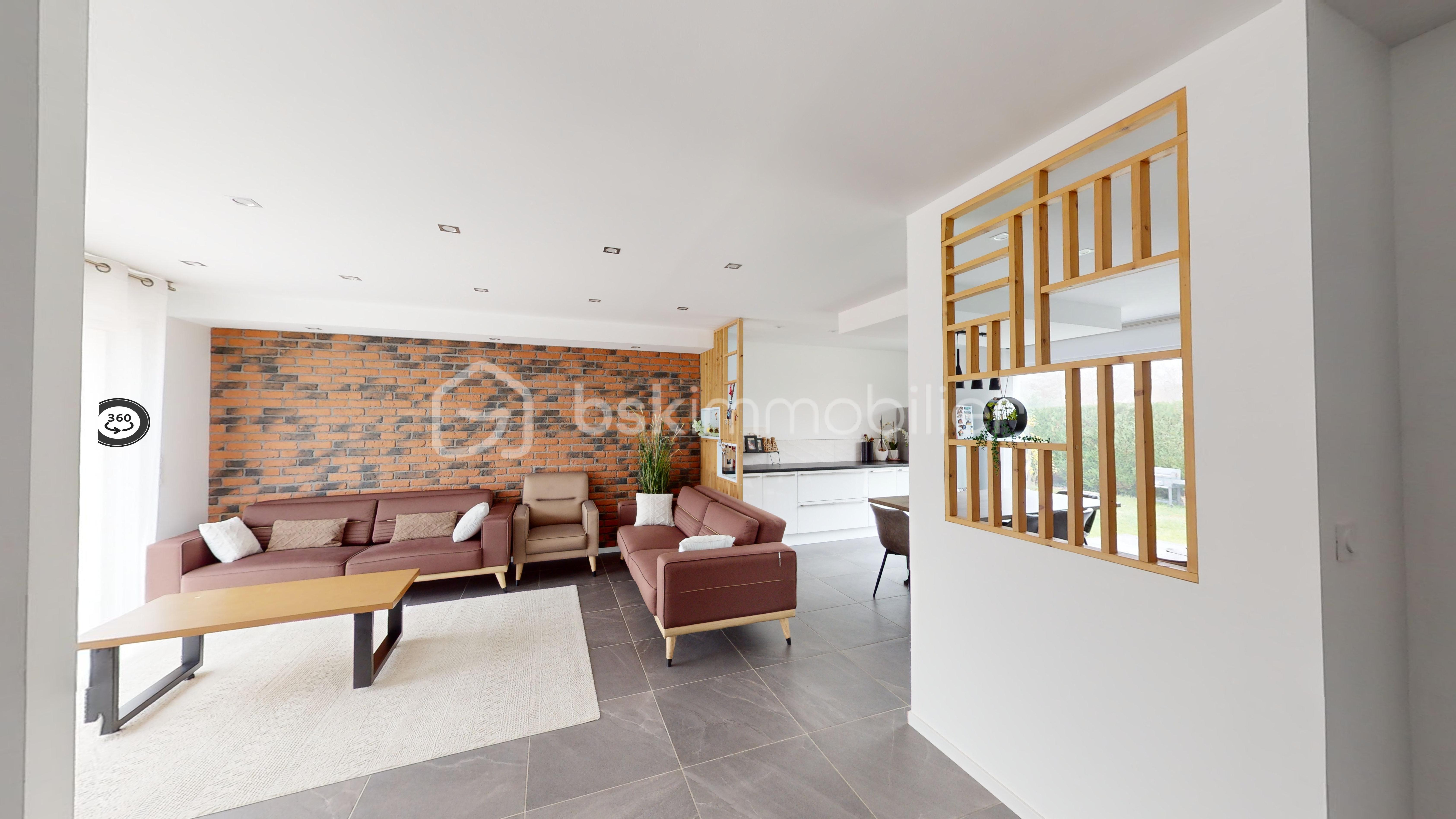 Maison de 131 m² - QDaJ1Pwn3z5QPW1luaVp7hOf9gxQ962fWbYH5P8A (1).jpg