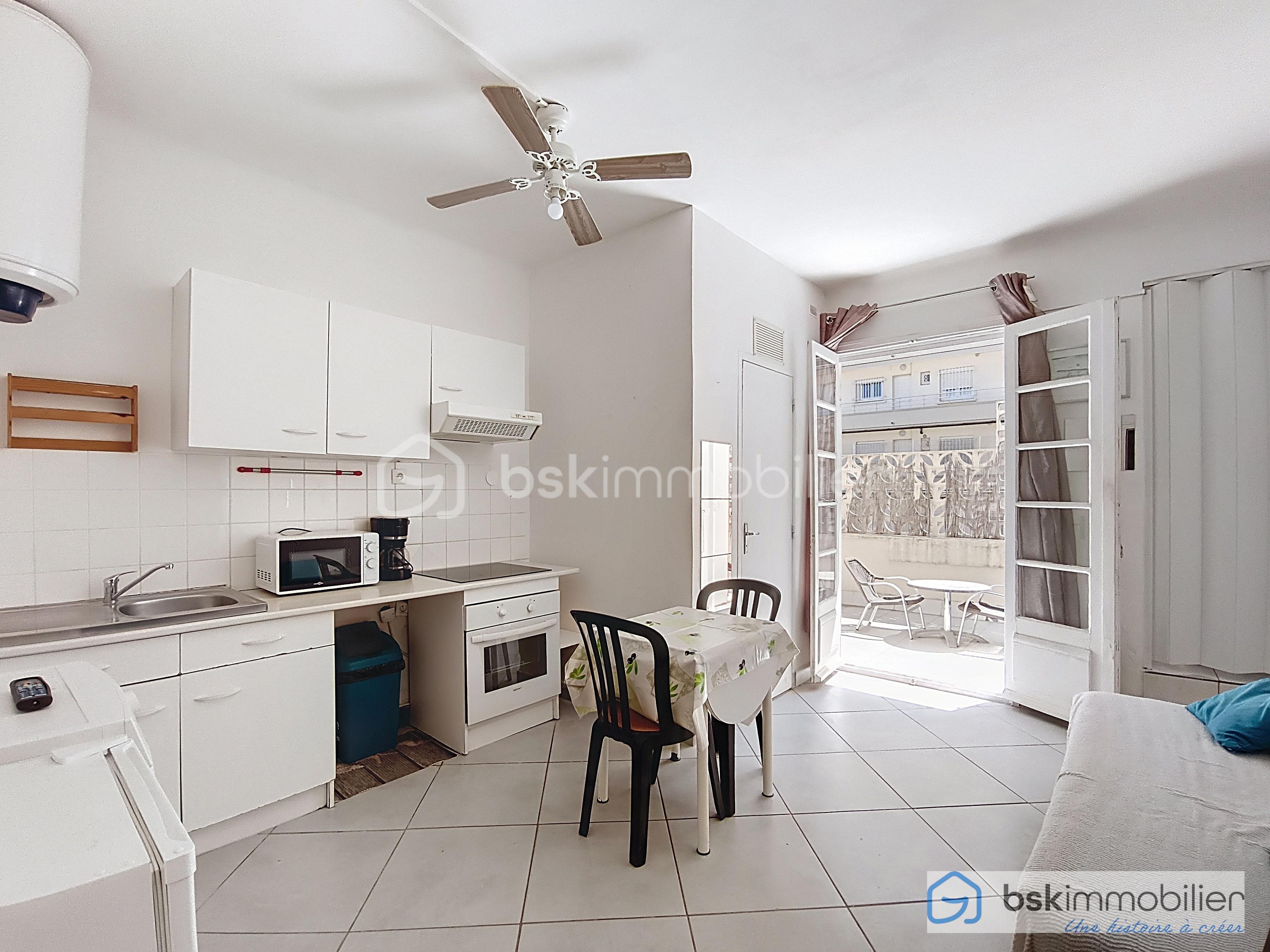 Appartement de 17,49 m² - séjour (5).jpg