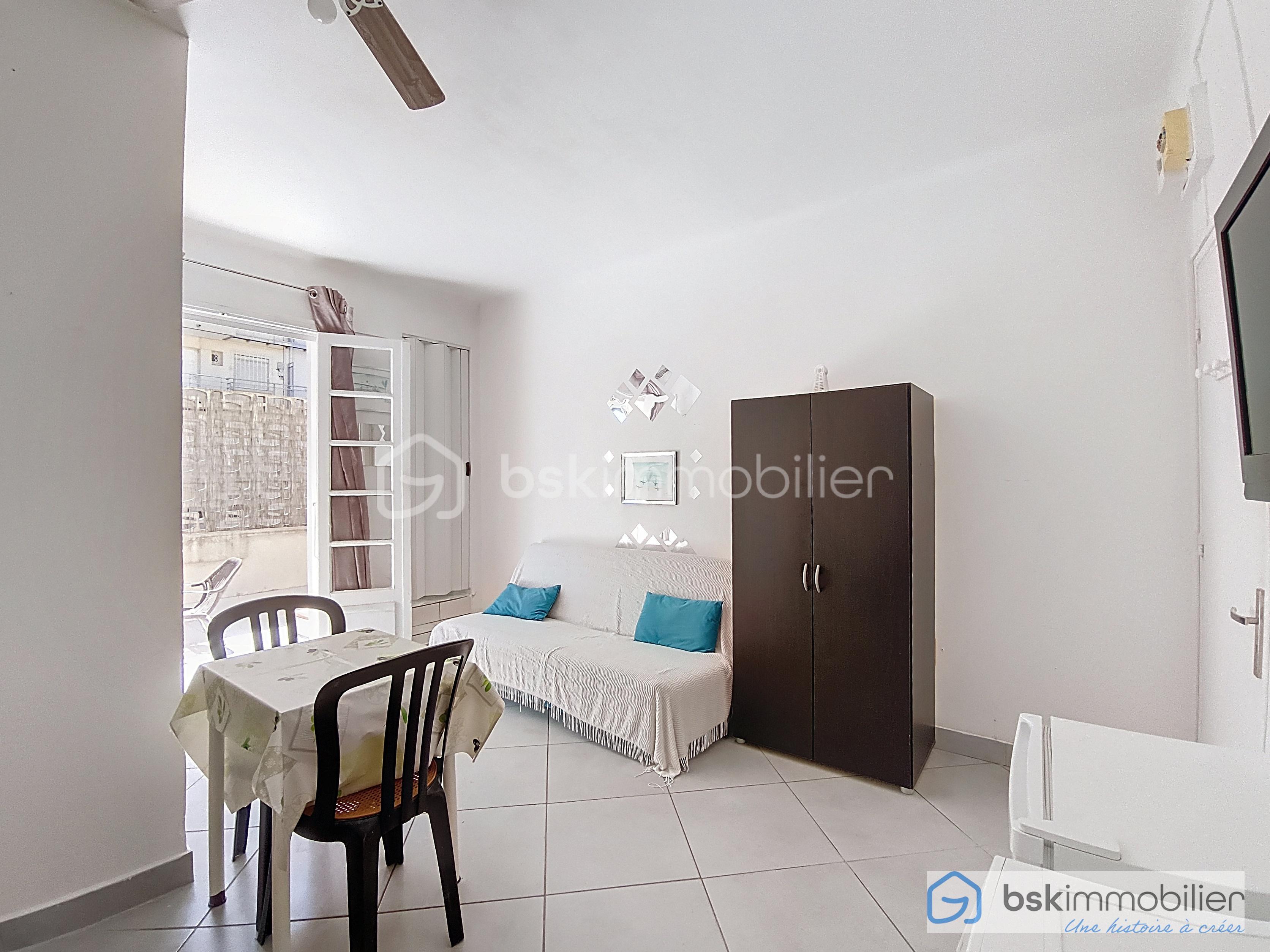 Appartement de 17,49 m² - séjour 2 (4).jpg