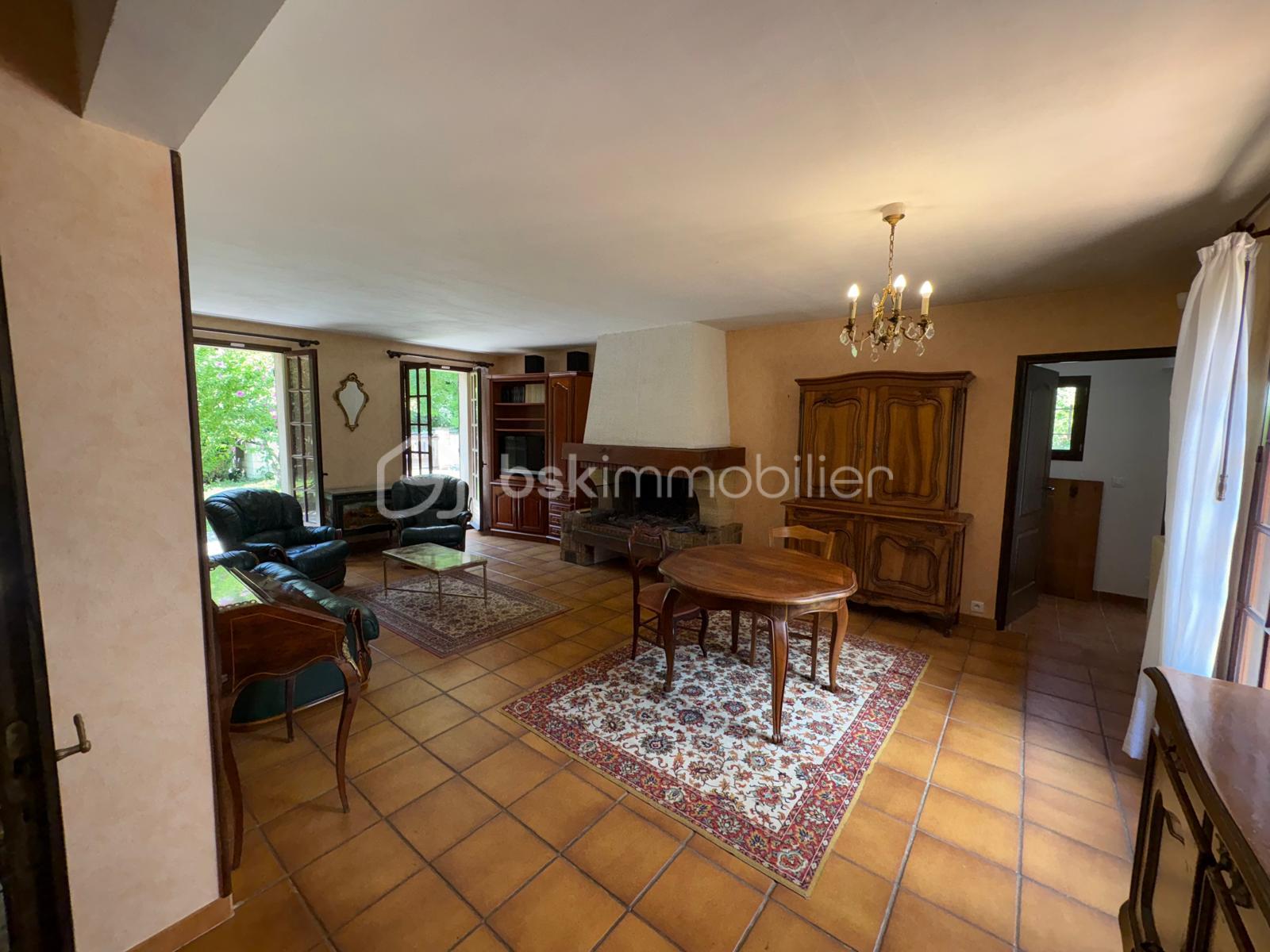 Maison de 119,78 m² - salon 1.jpg