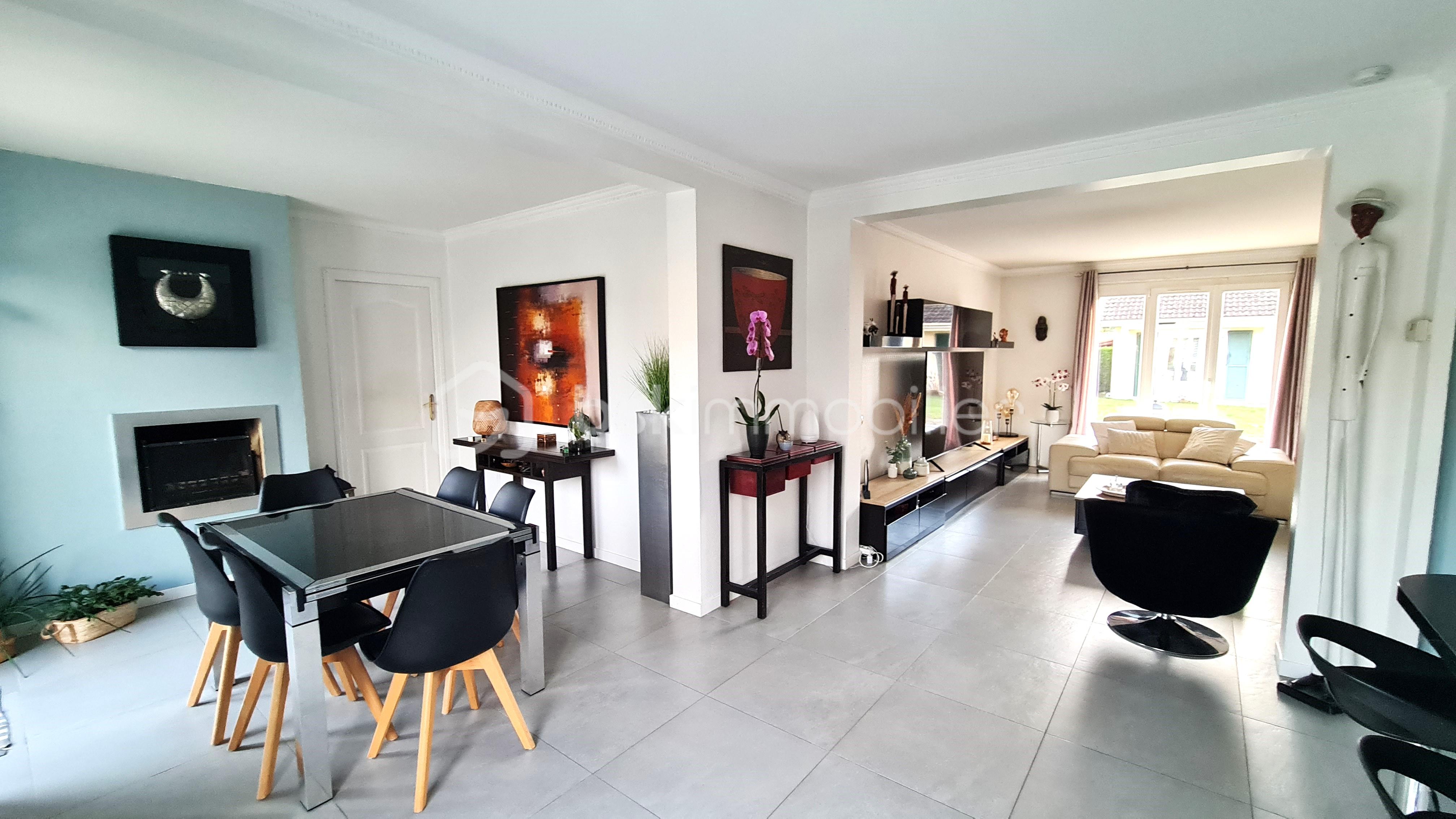 Maison de 178 m² - IMMOBILIER CLAYE SOUILLY DEBORAH BENOIT BSK - Copie.jpg