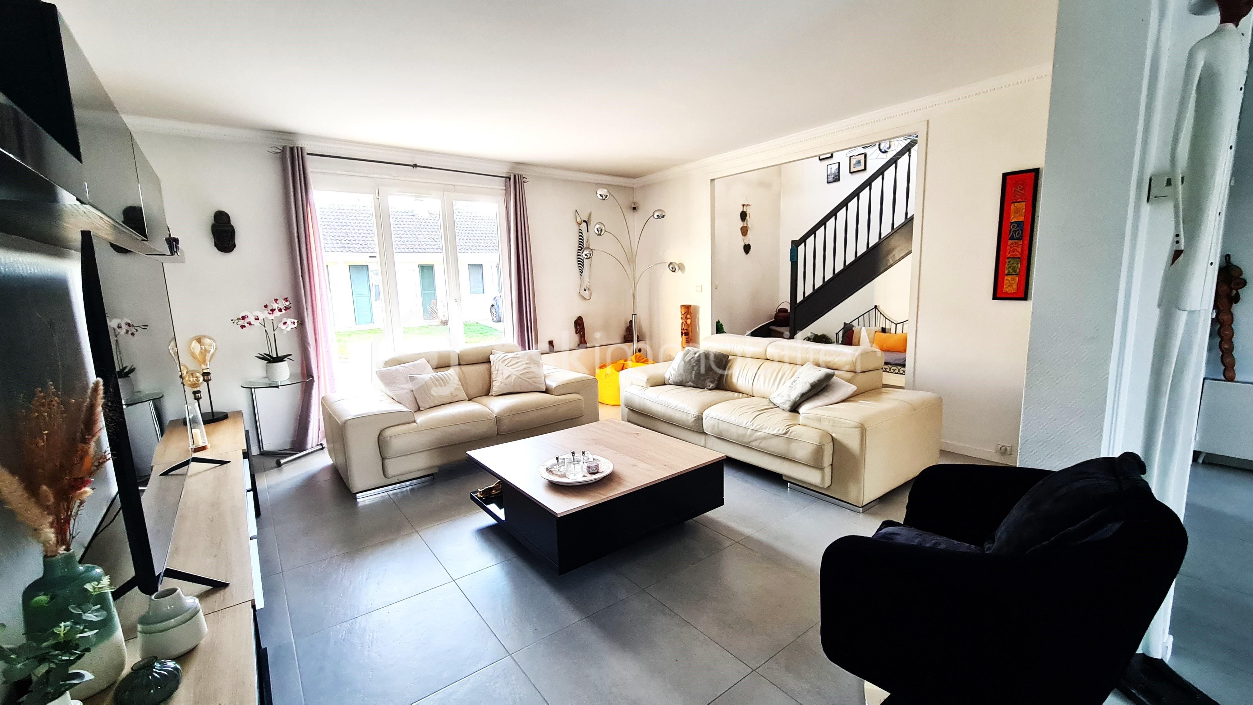 Maison de 178 m² - DEBORAH BENOIT BSK IMMOBILIER CLAYE SOUILLY 8.jpg