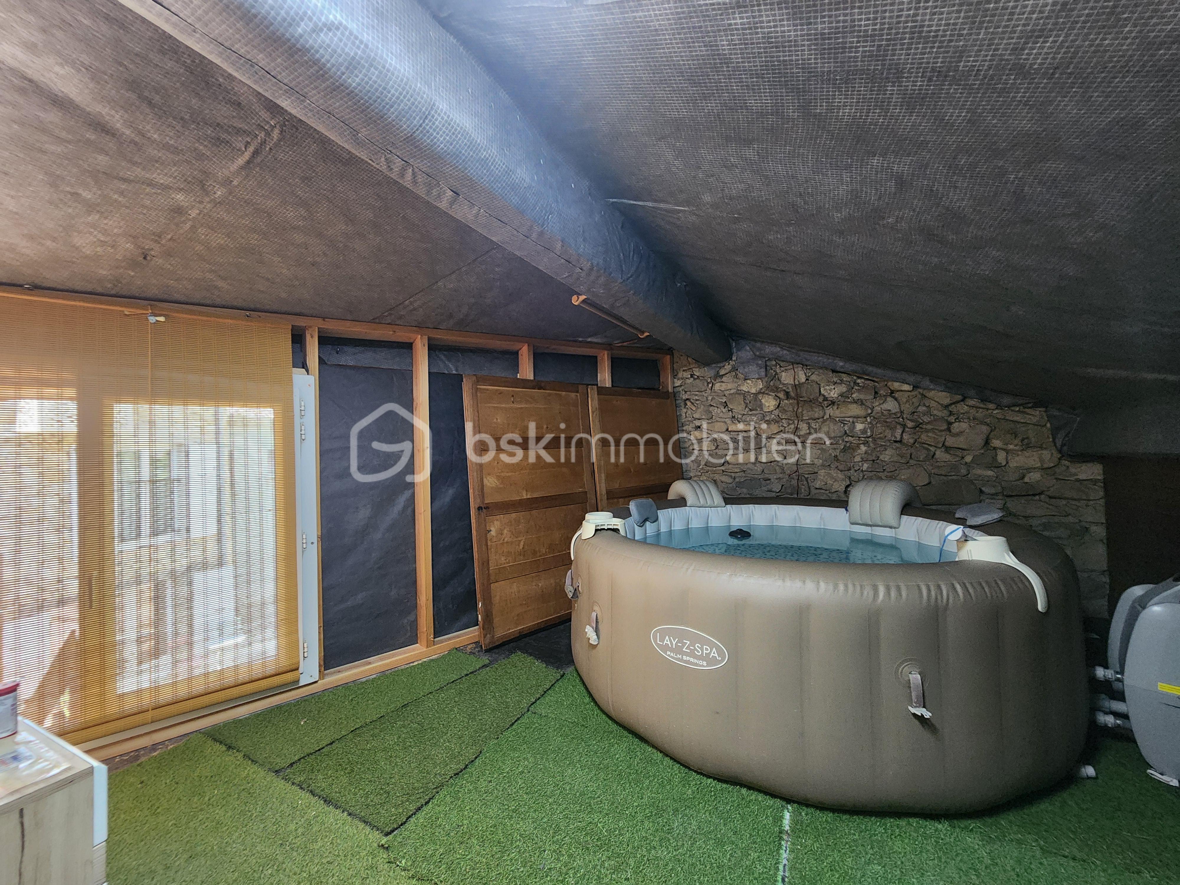 Jacuzzi.jpg