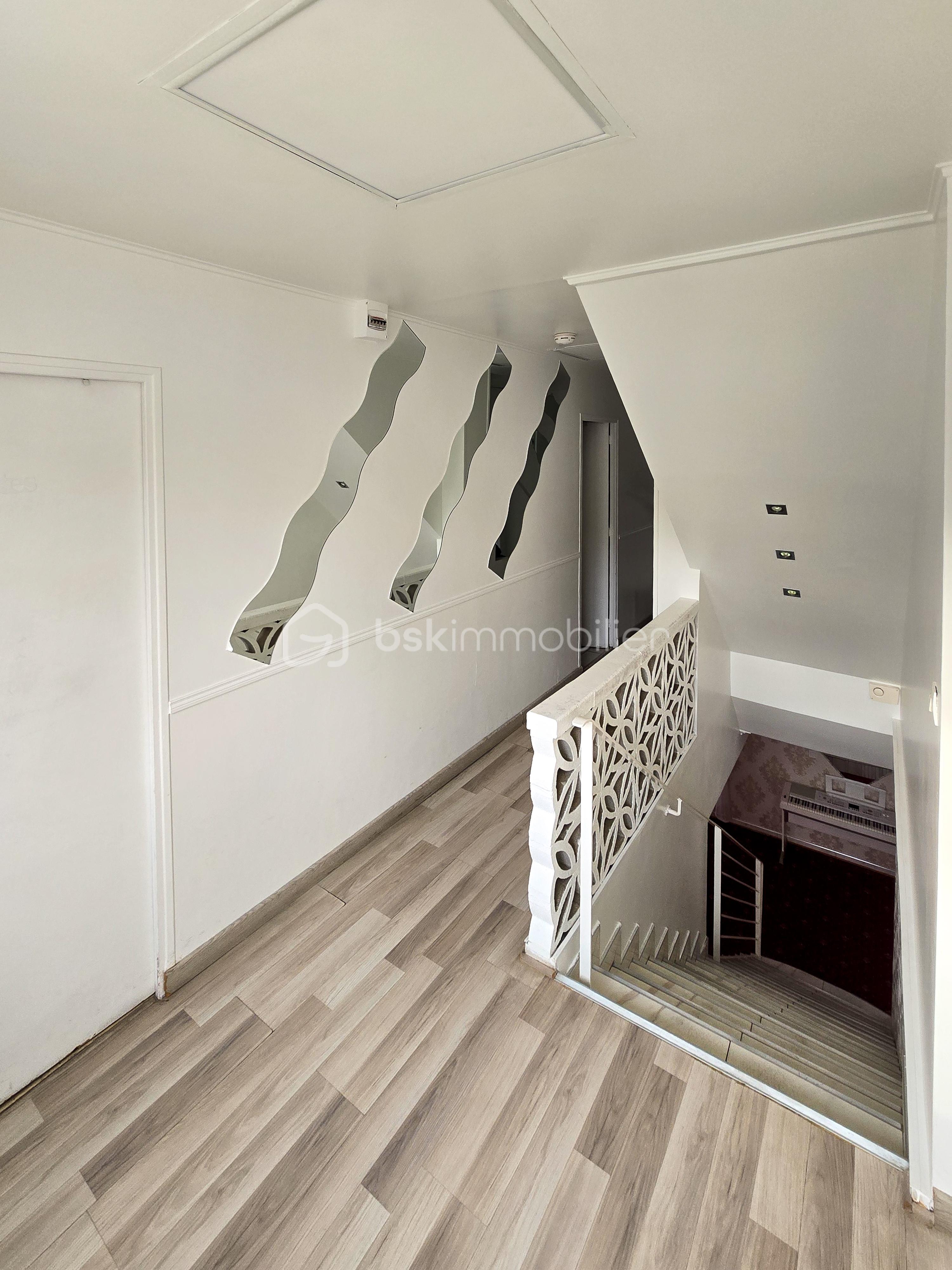 Maison de 150 m² - Dégagement.jpg