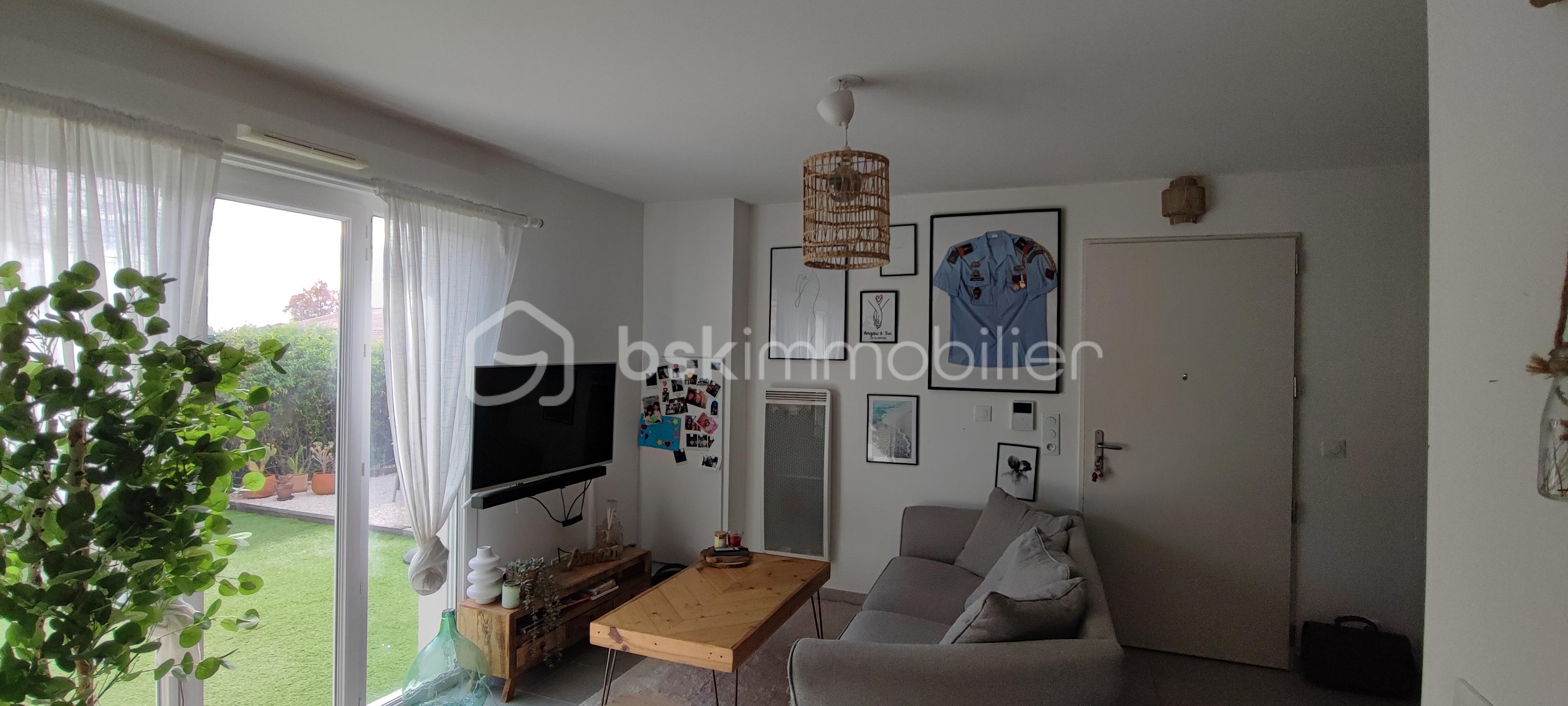 Maison de 56 m² - doriac vue sejour.jpg