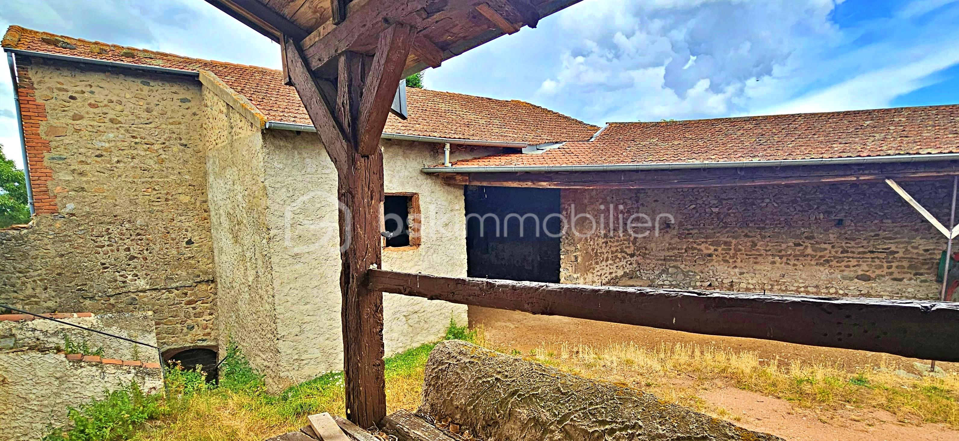 Corps de ferme de 200 m² - Grange.jpg