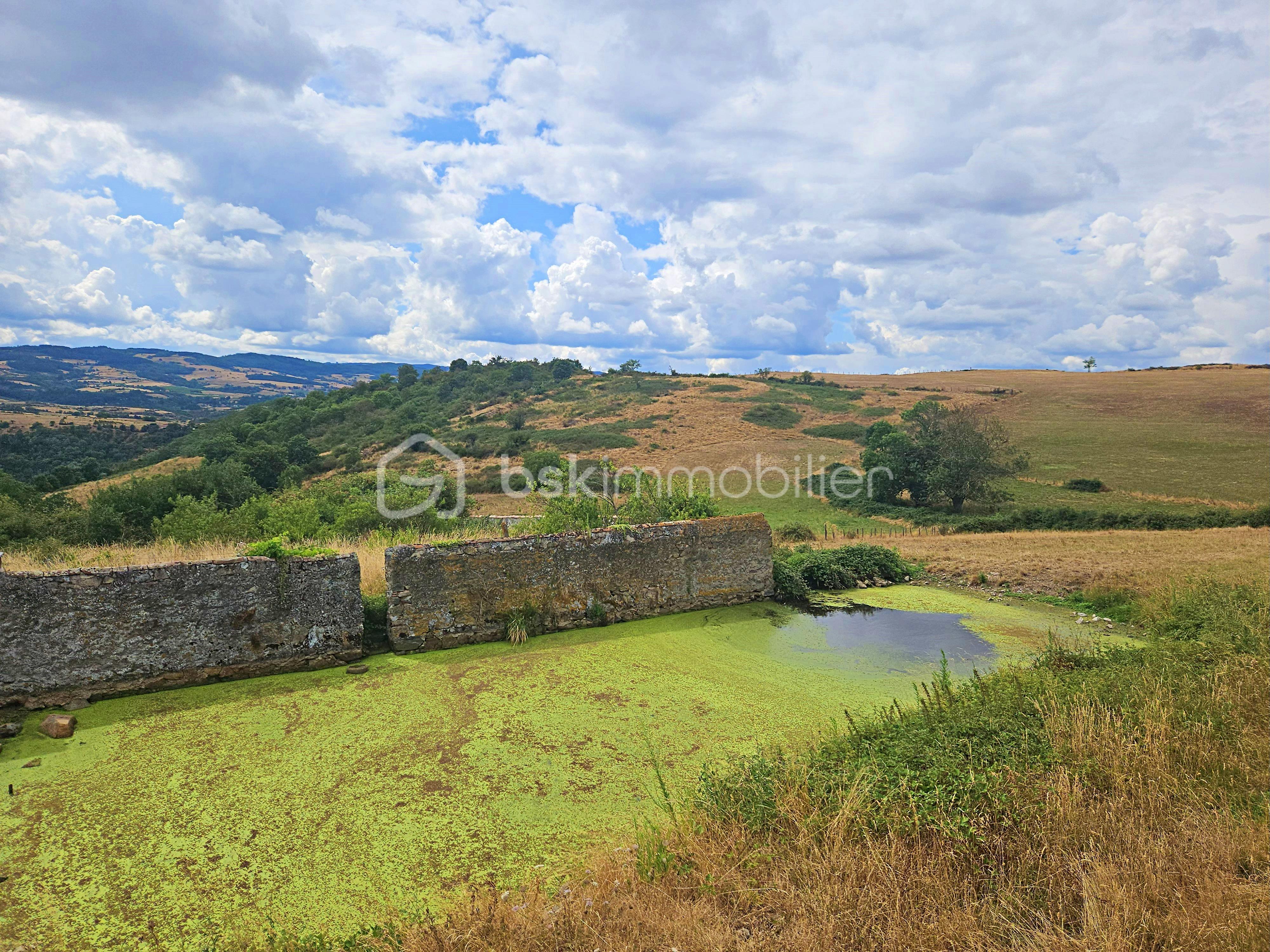 Corps de ferme de 200 m² - Vue +.jpg