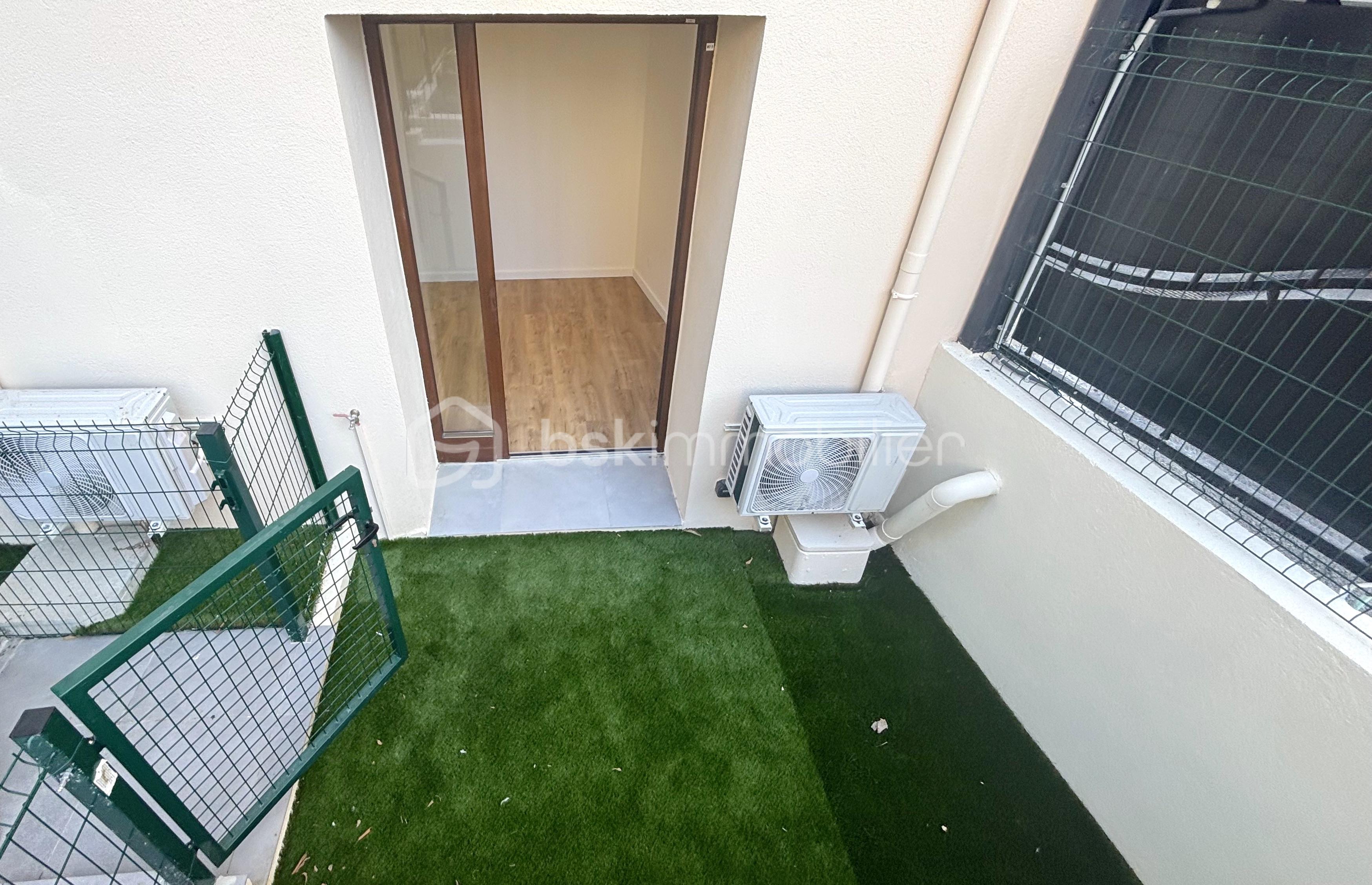Appartement de 23 m² - terrasse1.jpeg