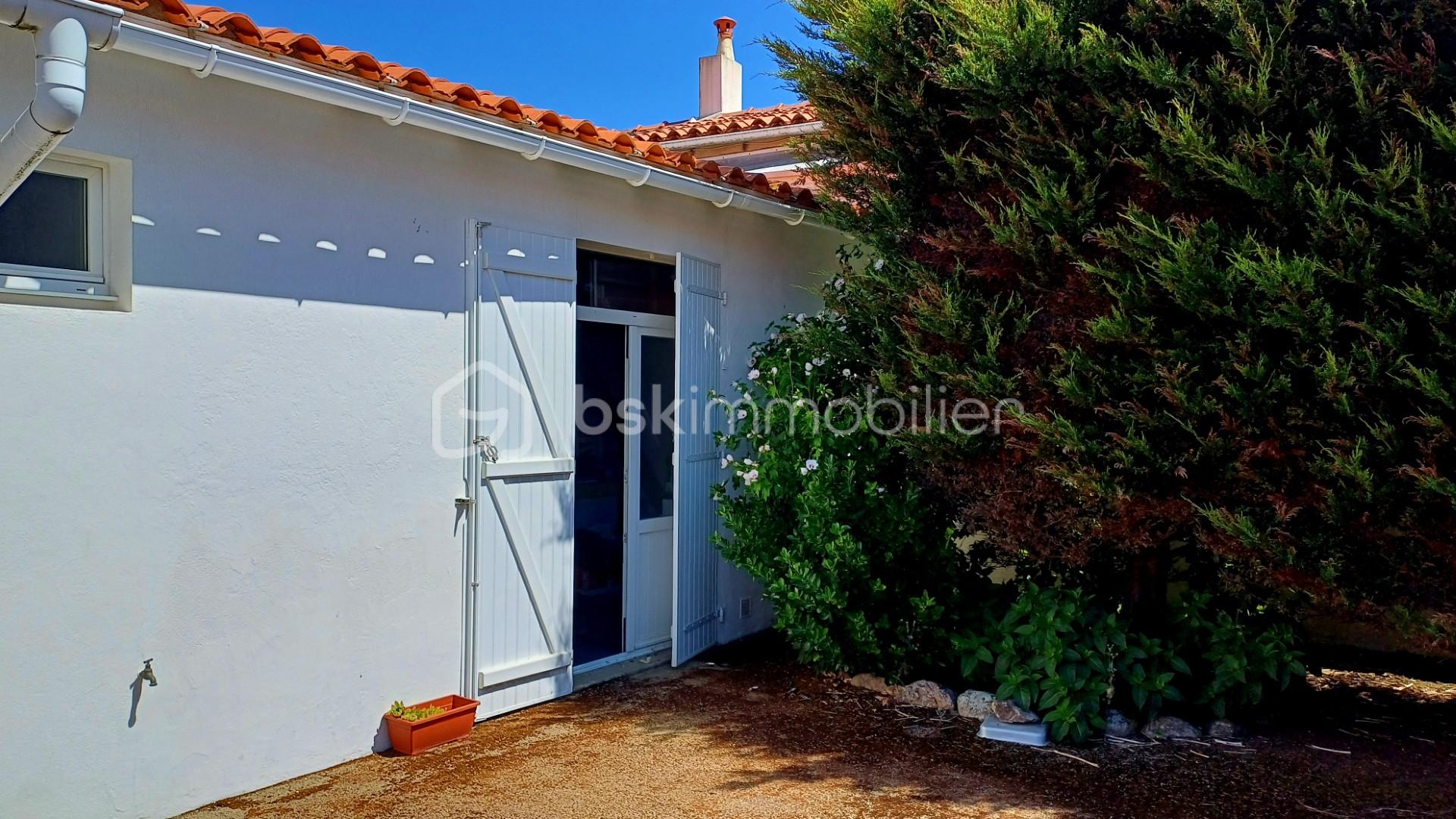 Maison de 102 m² - ext2.jpg