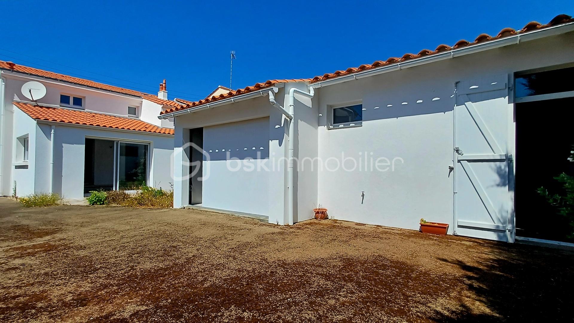 Maison de 102 m² - ext.jpg