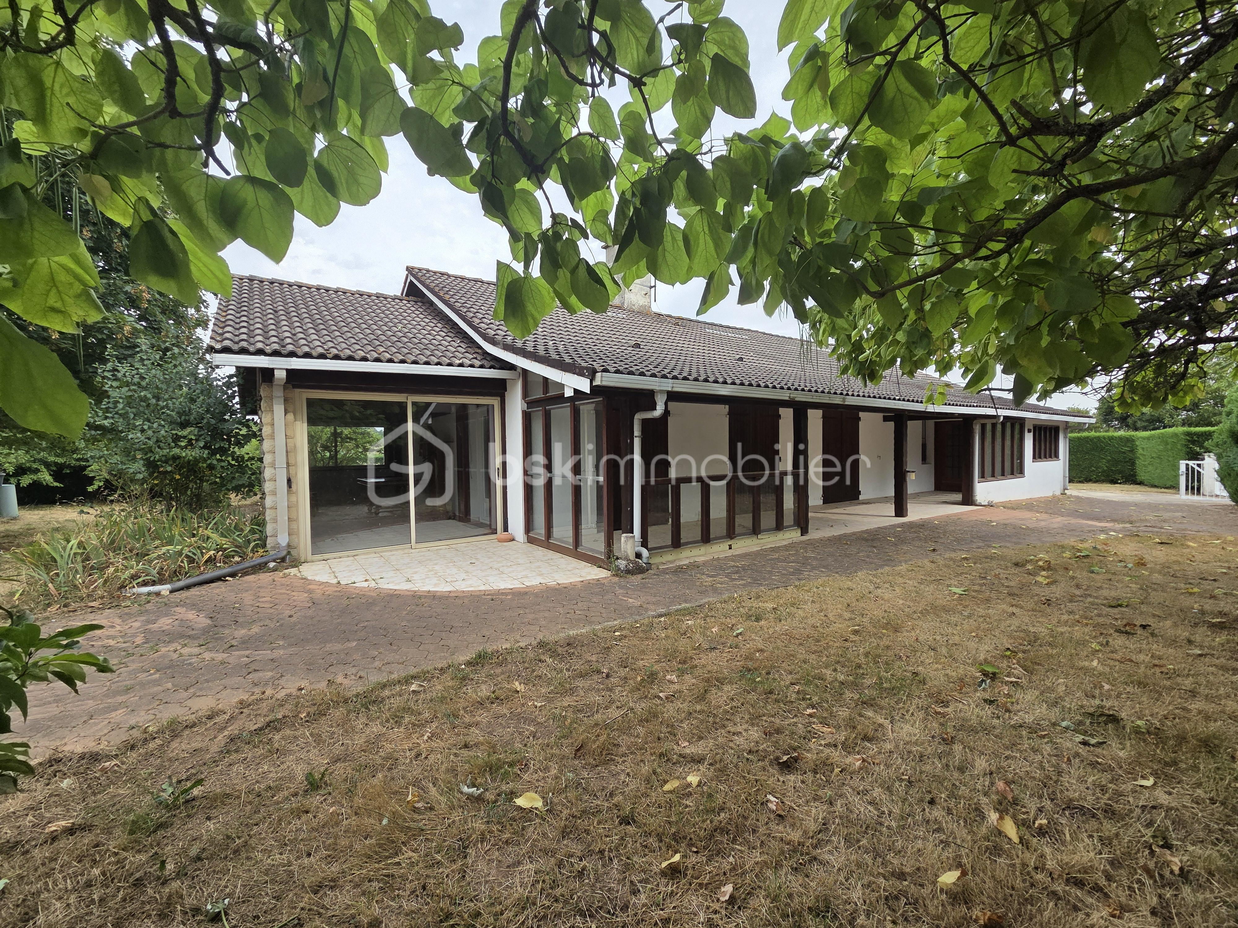 Maison traditionnelle de 167 m² - jardin 2.jpg