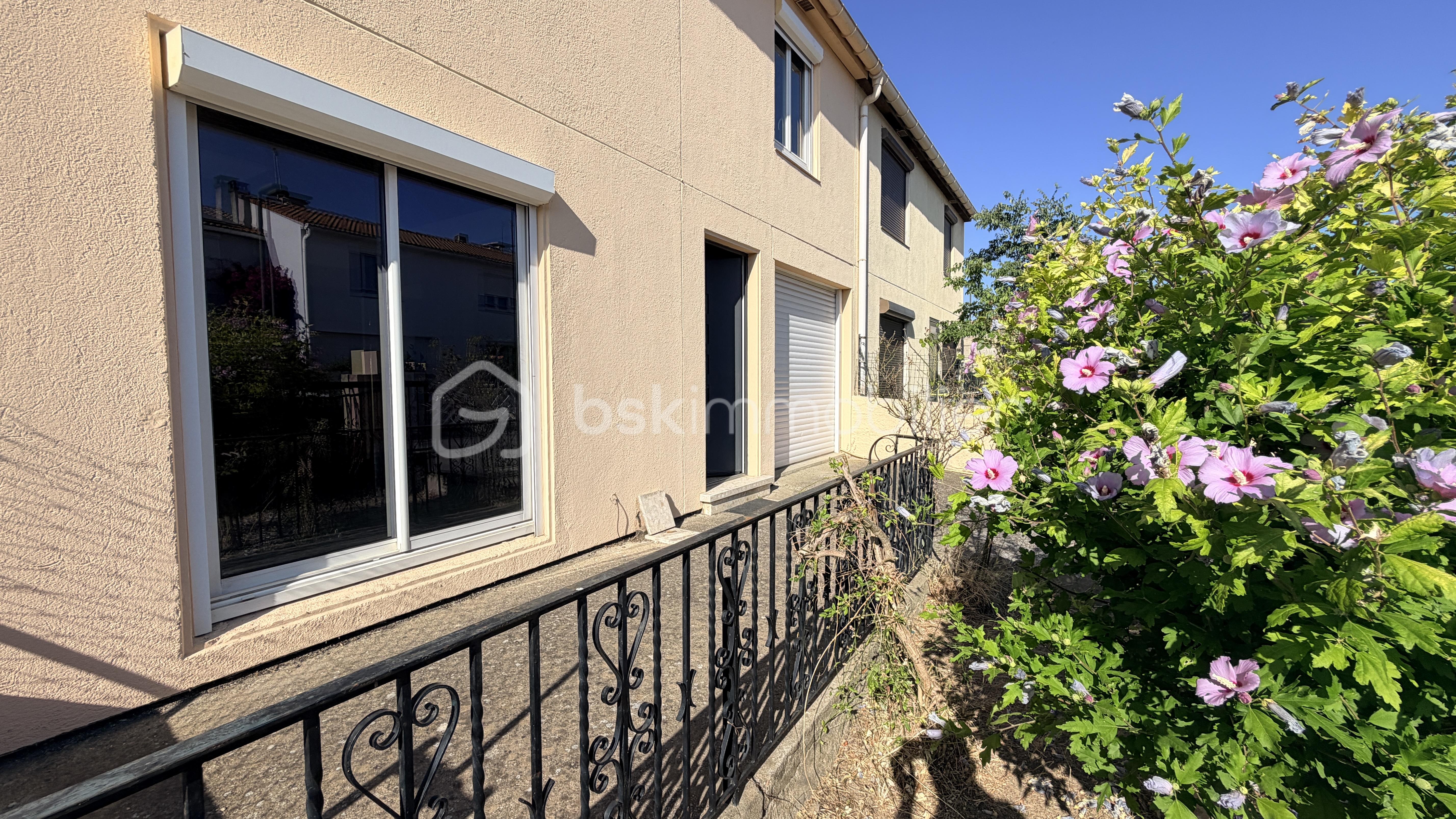 Maison 5 pièces 90 m² · à Saint-Esteve · 90 m² · 210 000 €