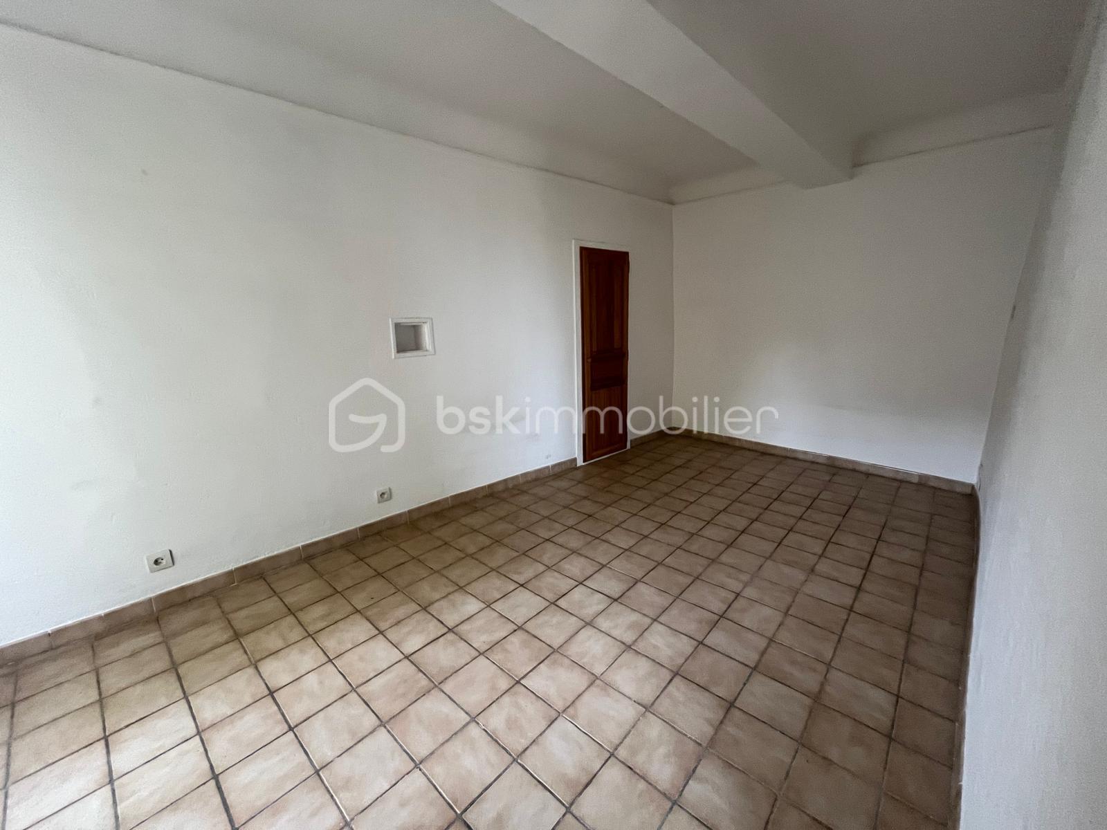 Maison de 60 m² - IMG-20251004-WA0009.jpg