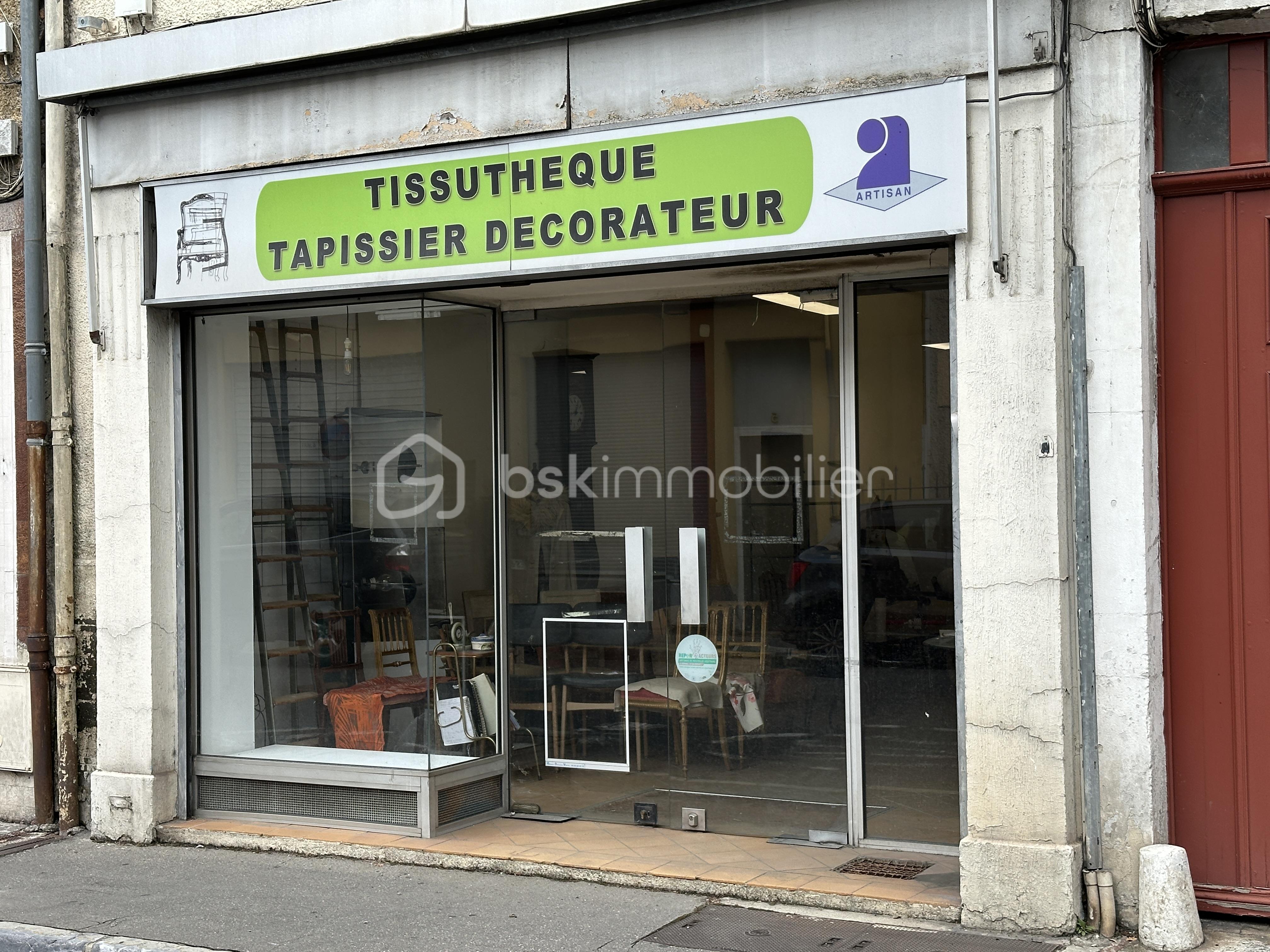Local d activites de 79 m² - 20250821_124211713_iOS.jpg