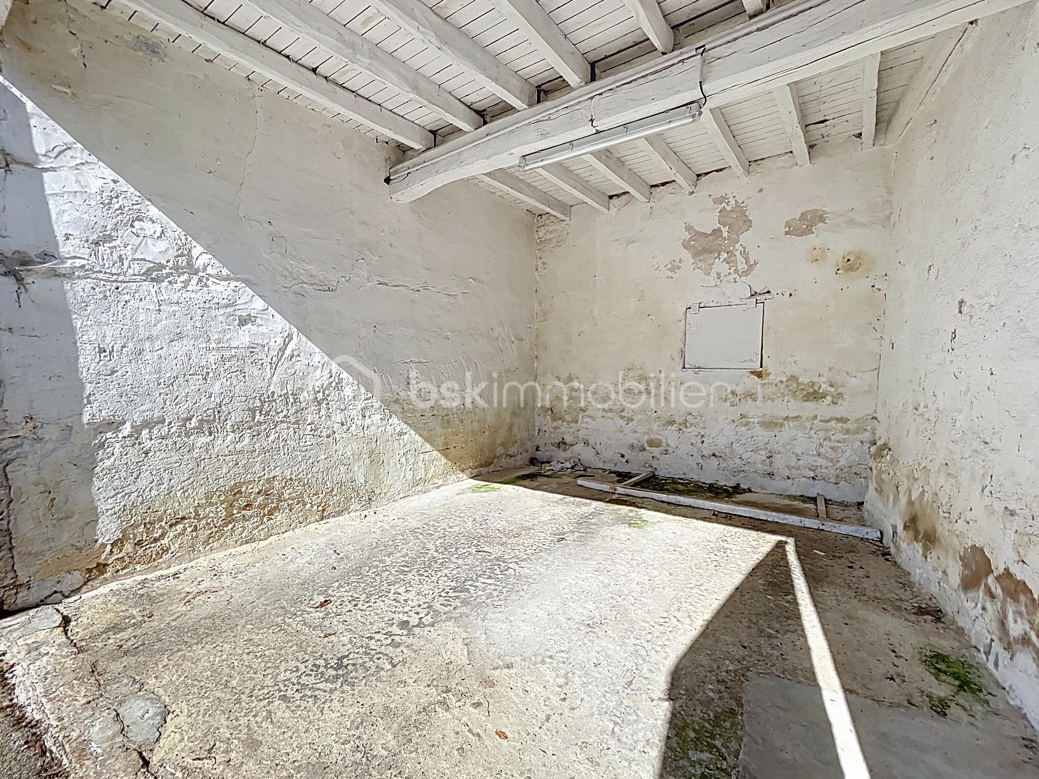 Corps de ferme de 80 m² - reine_00036.jpg