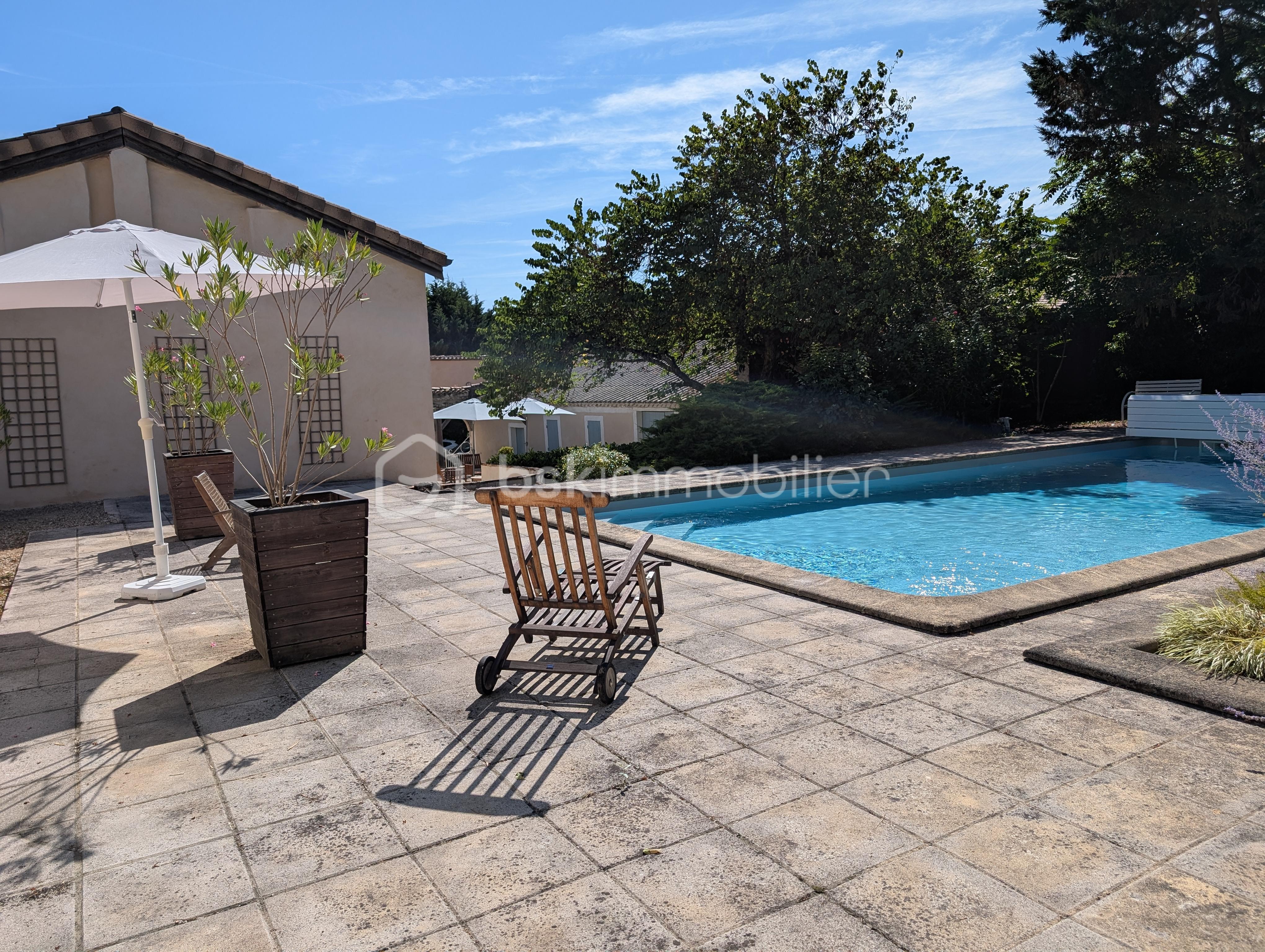 Maison de 296,70 m² - PXL_20250804_085756002.jpg