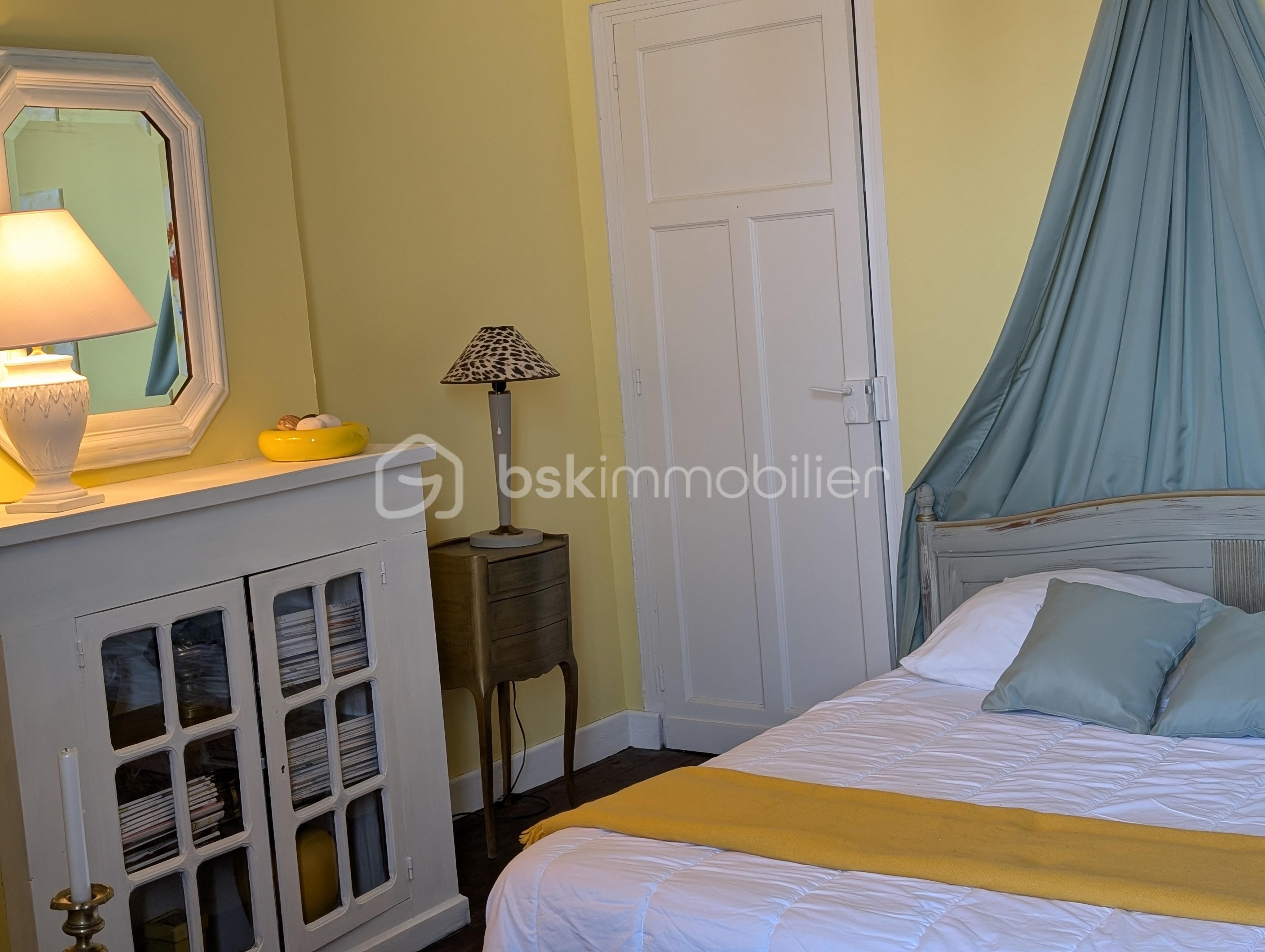 Maison de 296,70 m² - PXL_20250804_084943861.PORTRAIT.ORIGINAL.jpg