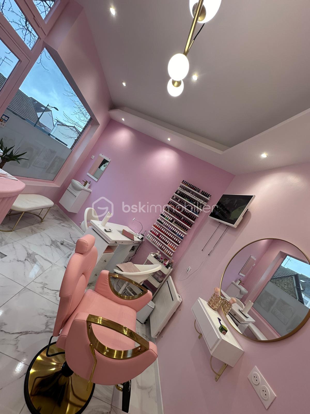 Boutique de 22 m² - b951fffa-d386-4249-a88c-c7a9ce830e37.jpeg