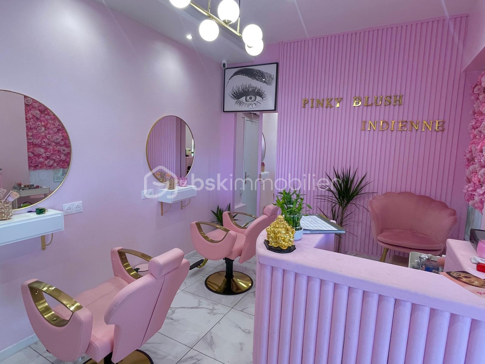 Boutique de 22 m² - 820c3f8c-2672-4e8b-bc83-fd723028e22d.jpeg